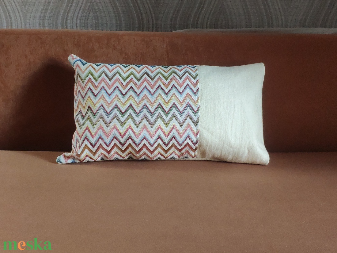 'INDIAN Wave' - kilim mintás nemez díszpárna - otthon & életmód - lakástextil - párna & párnahuzat - díszpárna (belsővel együtt) - Meska.hu