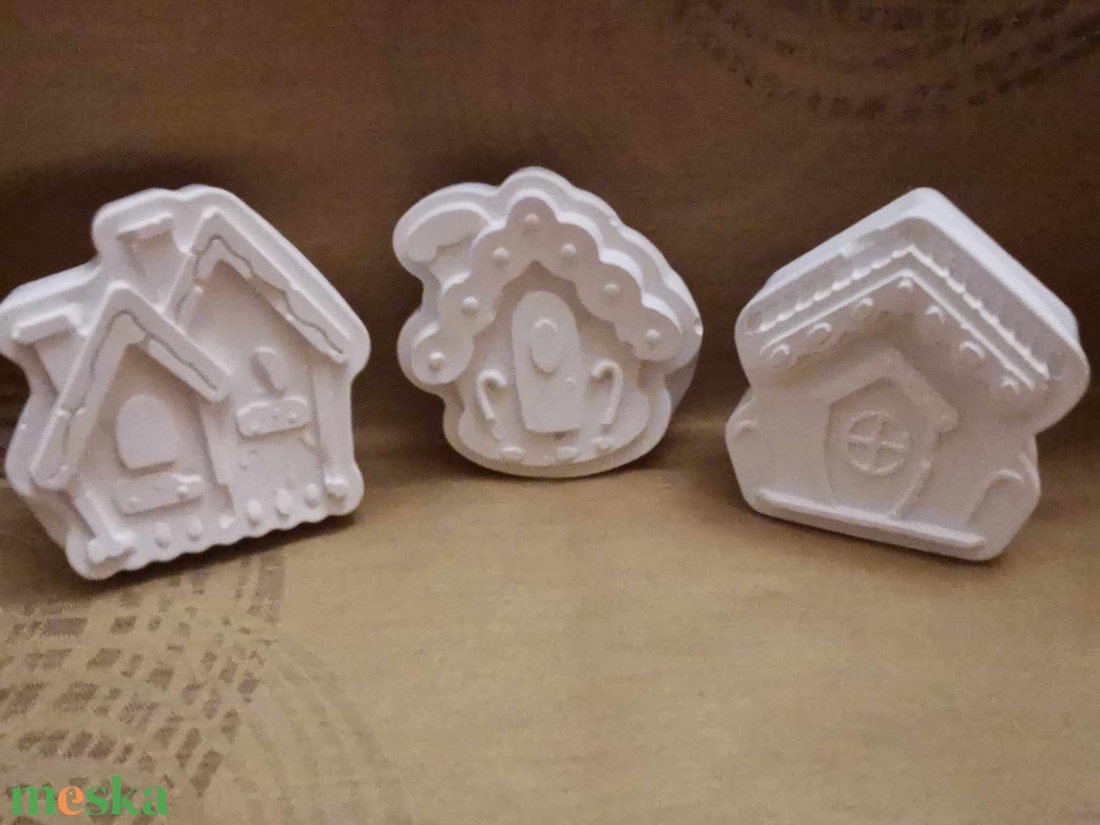 Mézeskalács házikó festhető gipsz - diy (csináld magad) - egységcsomag - Meska.hu Mézeskalács házikó festhető gipsz - diy (csináld magad) - egységcsomag - Meska.hu