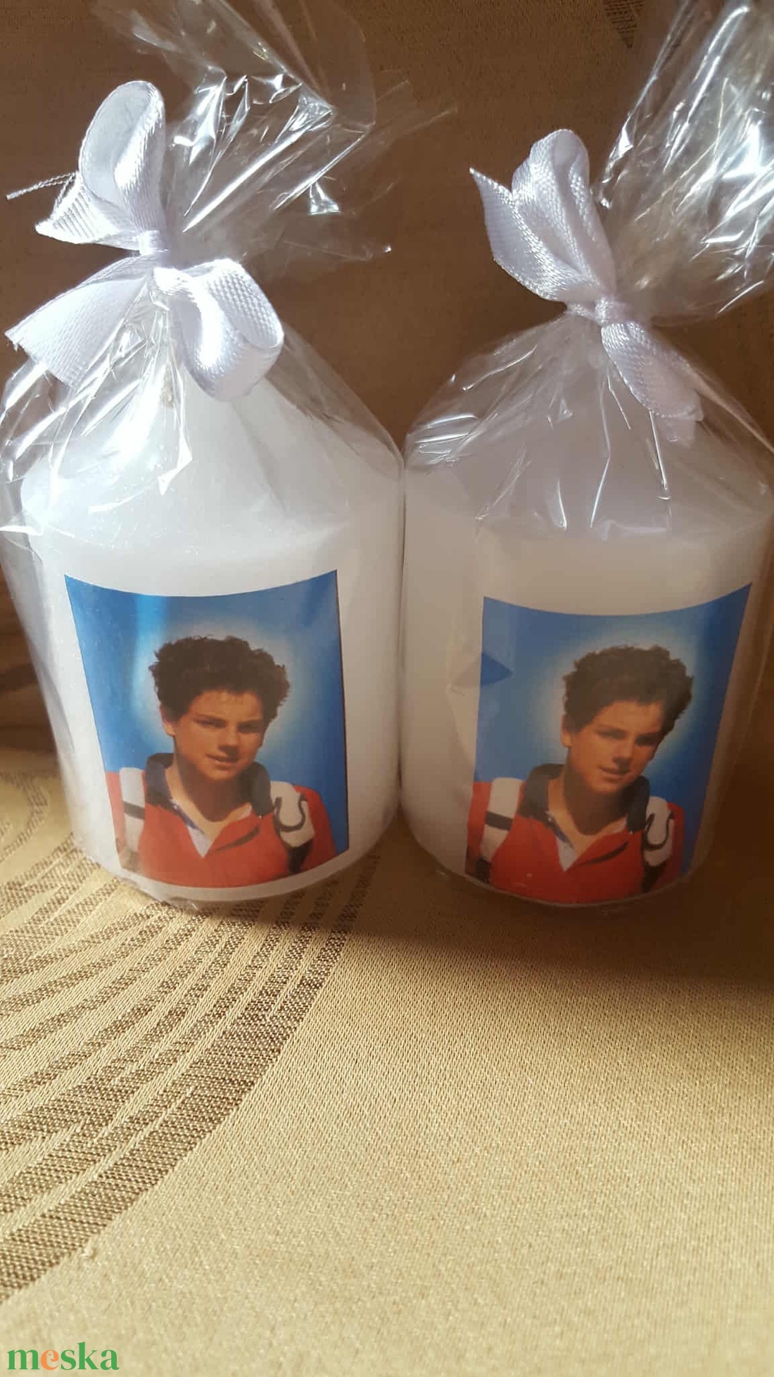 Szent Carlo Acutis fényképes gyertya - kellékek & szerszámok - dekorációs kellékek - dekorációs gyertya - Meska.hu