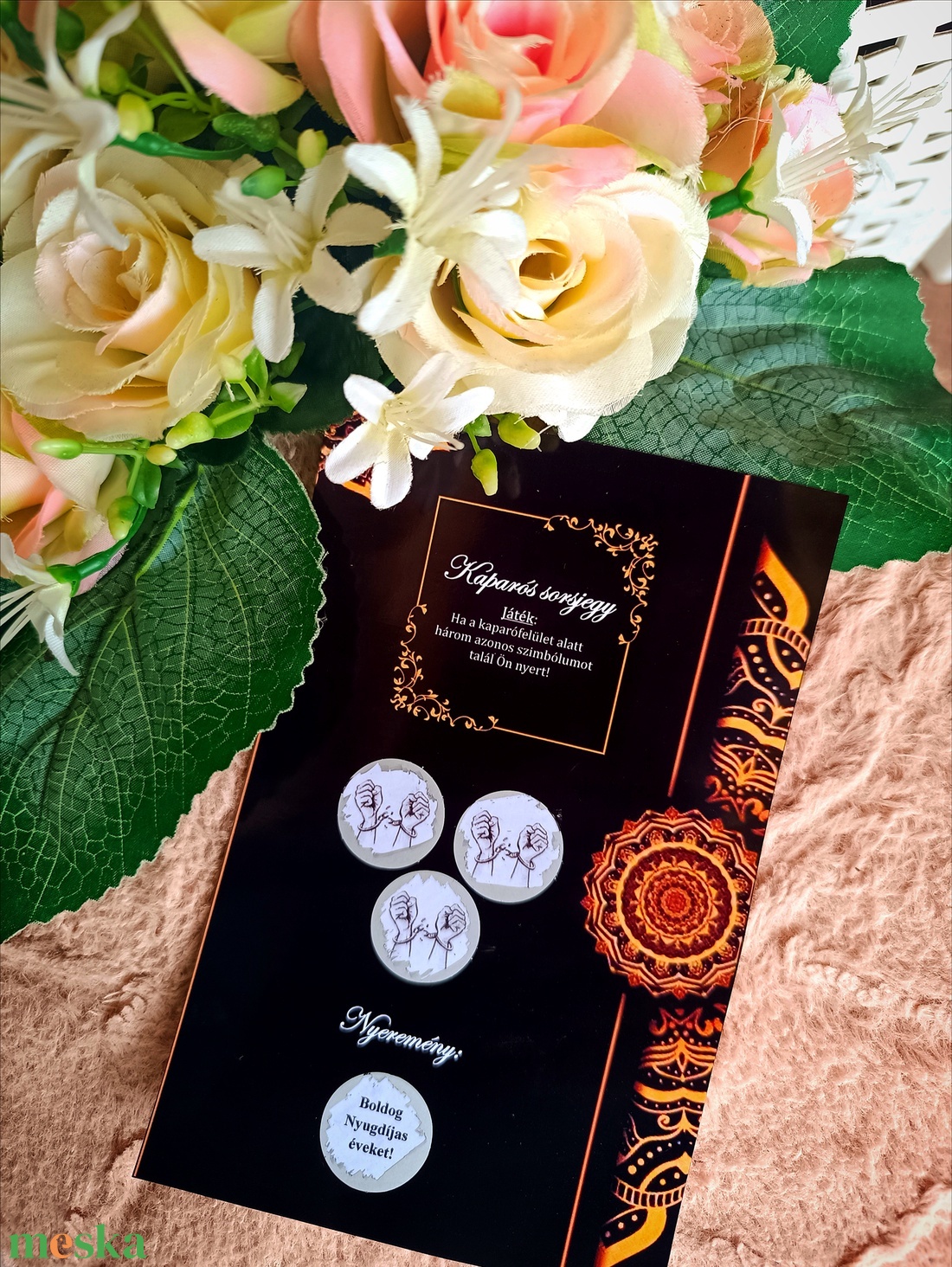 Nyugdíjba vonulás ajándék kaparós sorsjegy fekete  - karácsony - karácsonyi ajándékozás - karácsonyi képeslap, üdvözlőlap, ajándékkísérő - Meska.hu