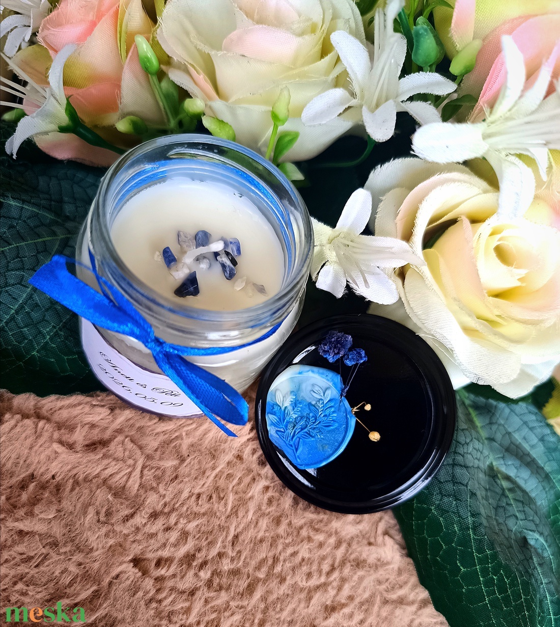 Eküvői köszönő ajándék vendégeknek feliratos ásvány gyertya kék - esküvő - emlék & ajándék - köszönőajándék - Meska.hu