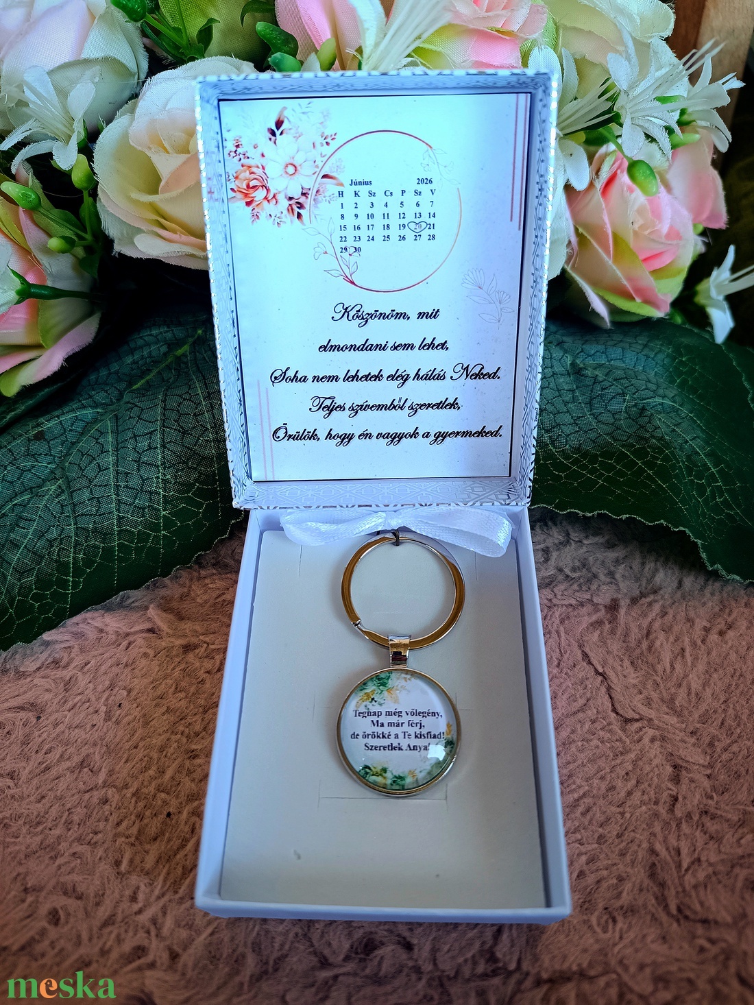 Ajándék örömanyának esküvői szülőköszöntő kulcstartó - esküvő - emlék & ajándék - szülőköszöntő ajándék - Meska.hu