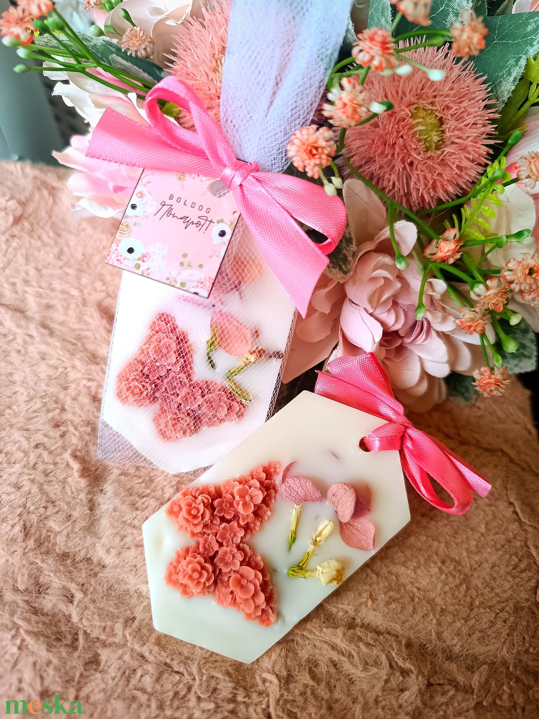 Ajándék illatviasz díszdobozban valentin napra, nőnapra, anyák napjára, ballagásra - otthon & életmód - gyertya, illat, aroma - illatviasz - Meska.hu