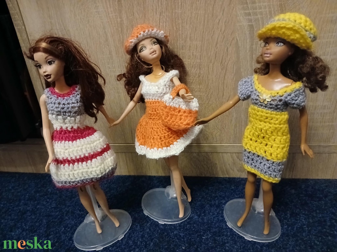 Horgolt babaruhacsomag. Kézzel készült. Új. - játék & sport - baba & babaház - barbie ruhák - Meska.hu Horgolt babaruhacsomag. Kézzel készült. Új. - játék & sport - baba & babaház - barbie ruhák - Meska.hu