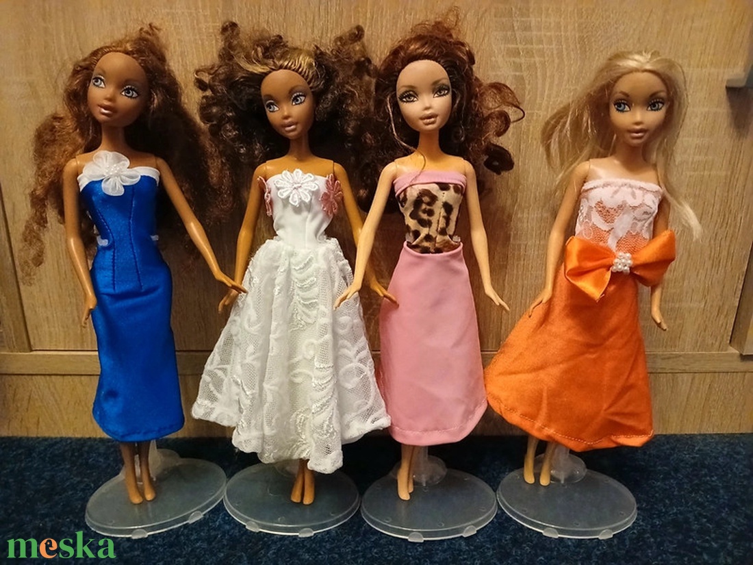 Barbie típusú babára babaruha csomag. Új! (6) - játék & sport - baba & babaház - babaruha, babakellék - Meska.hu Barbie típusú babára babaruha csomag. Új! (6) - játék & sport - baba & babaház - babaruha, babakellék - Meska.hu