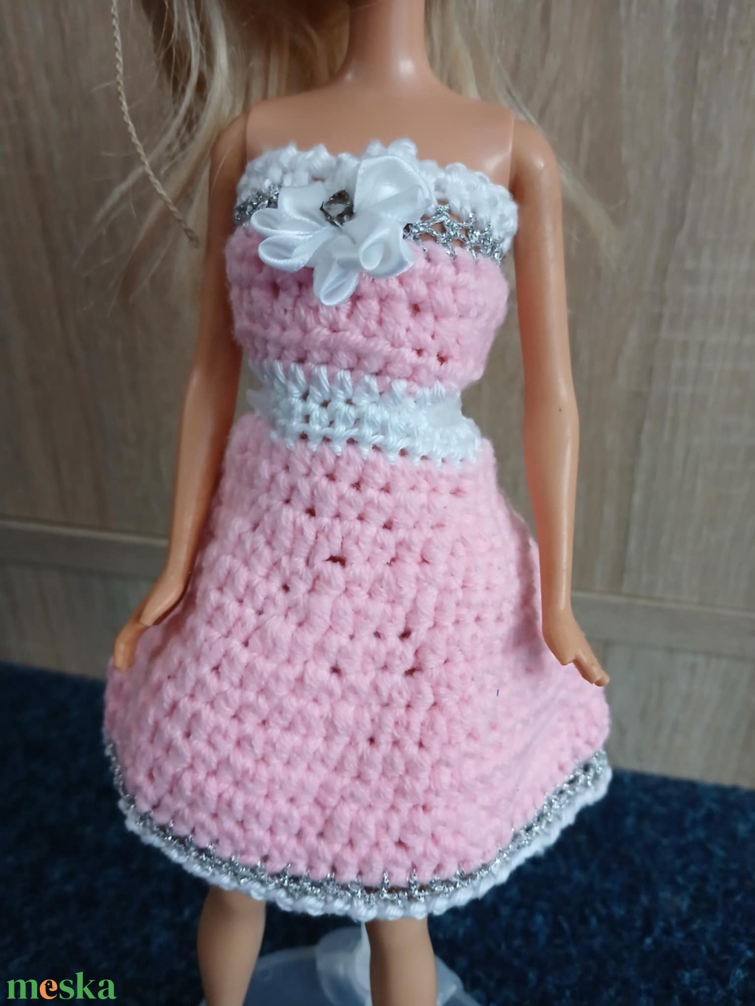 Horgolt ruha Barbie típusú babára. Új. Kézműves termék  - játék & sport - baba & babaház - barbie ruhák - Meska.hu
