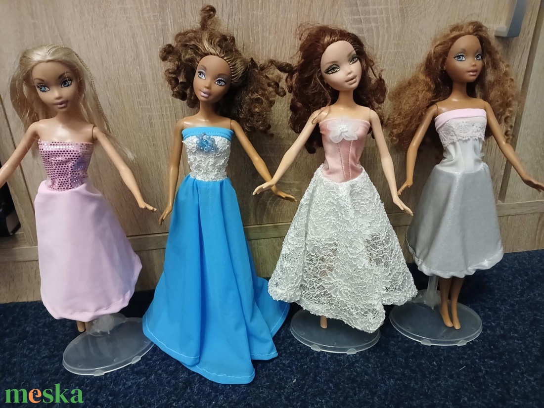Barbie típusú babára babaruha csomag. Új! (26) - játék & sport - baba & babaház - babaruha, babakellék - Meska.hu Barbie típusú babára babaruha csomag. Új! (26) - játék & sport - baba & babaház - babaruha, babakellék - Meska.hu