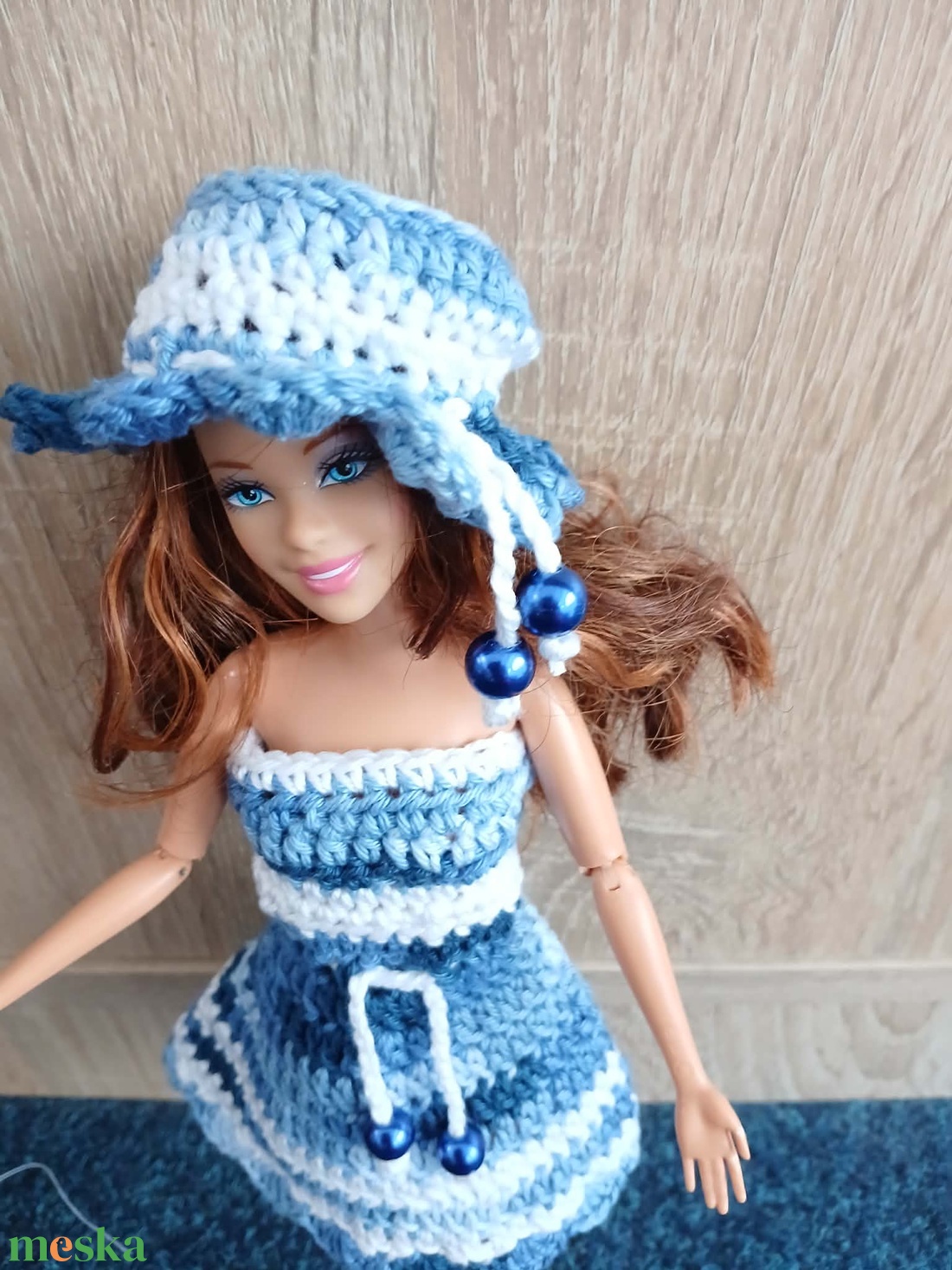 Barbie babára horgolt kék fehér színátmenetes ruha.  - játék & sport - baba & babaház - barbie ruhák - Meska.hu