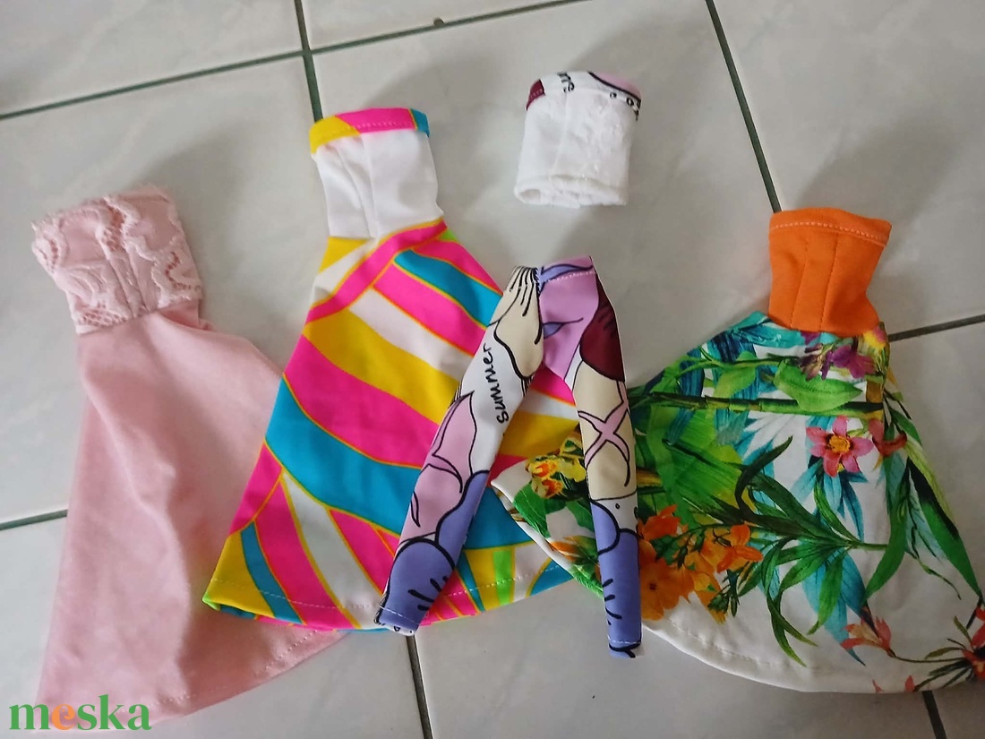4 db gyönyörű Barbie ruha. (9) - játék & sport - baba & babaház - barbie ruhák - Meska.hu
