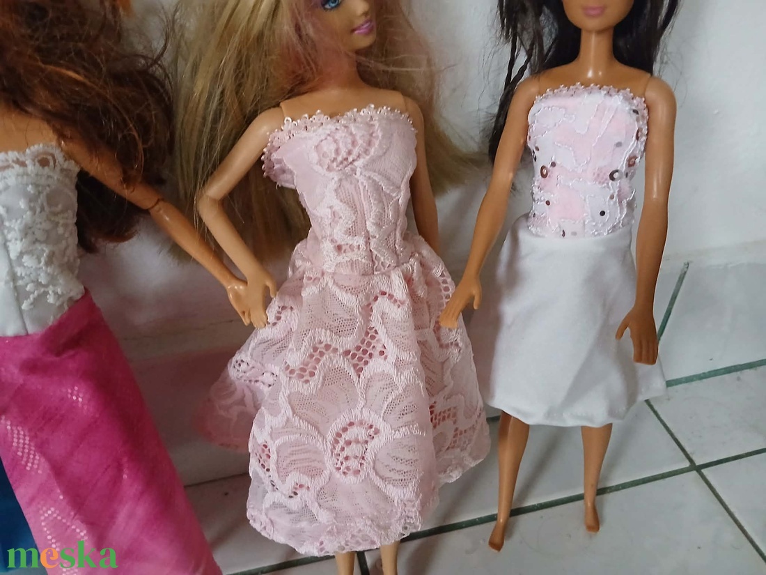 4 db gyönyörű Barbie ruha. (8) - játék & sport - baba & babaház - barbie ruhák - Meska.hu