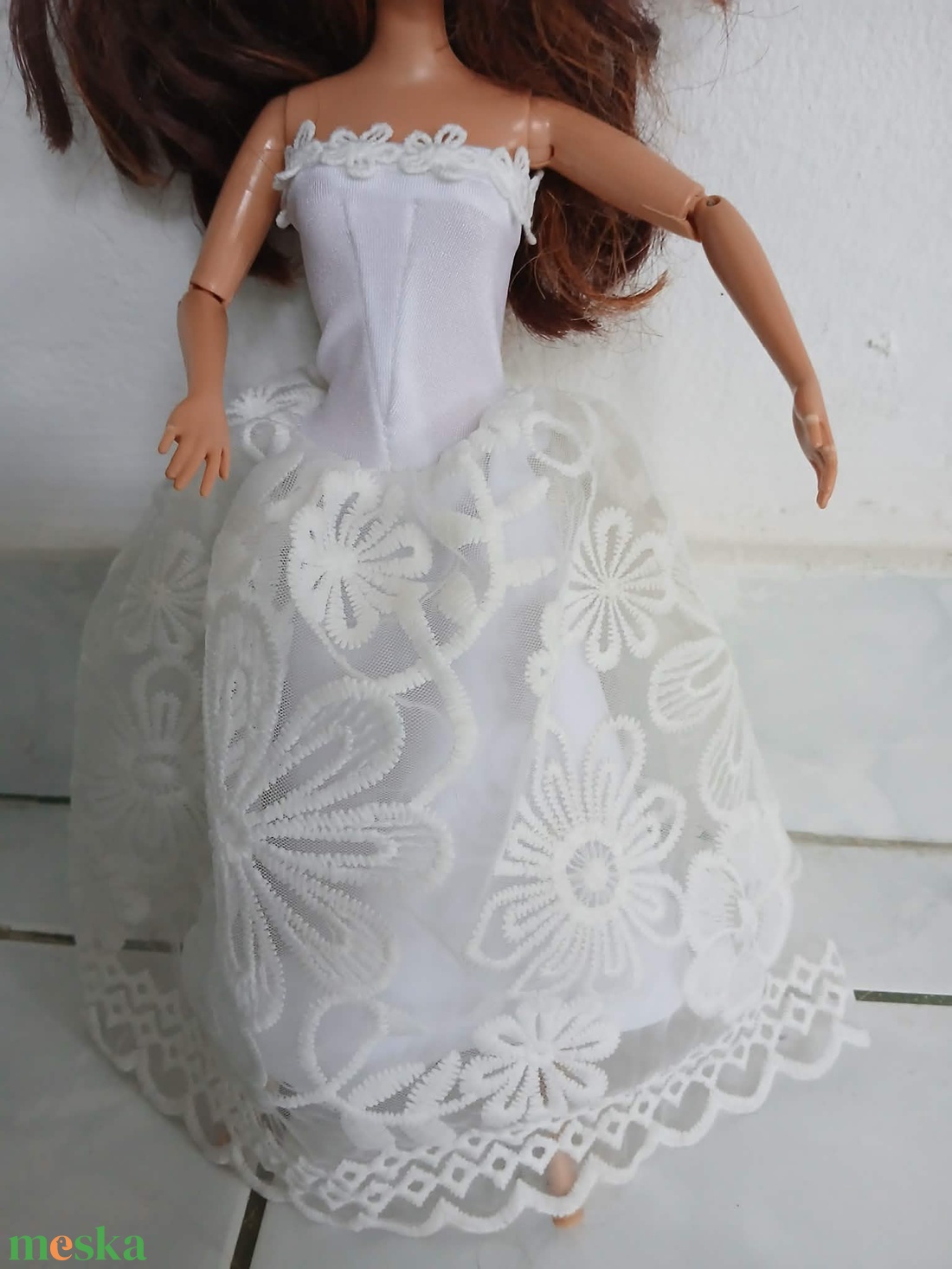Csodaszép fehér virágos esküvői vagy báli ruha Barbie babára - játék & sport - baba & babaház - barbie ruhák - Meska.hu