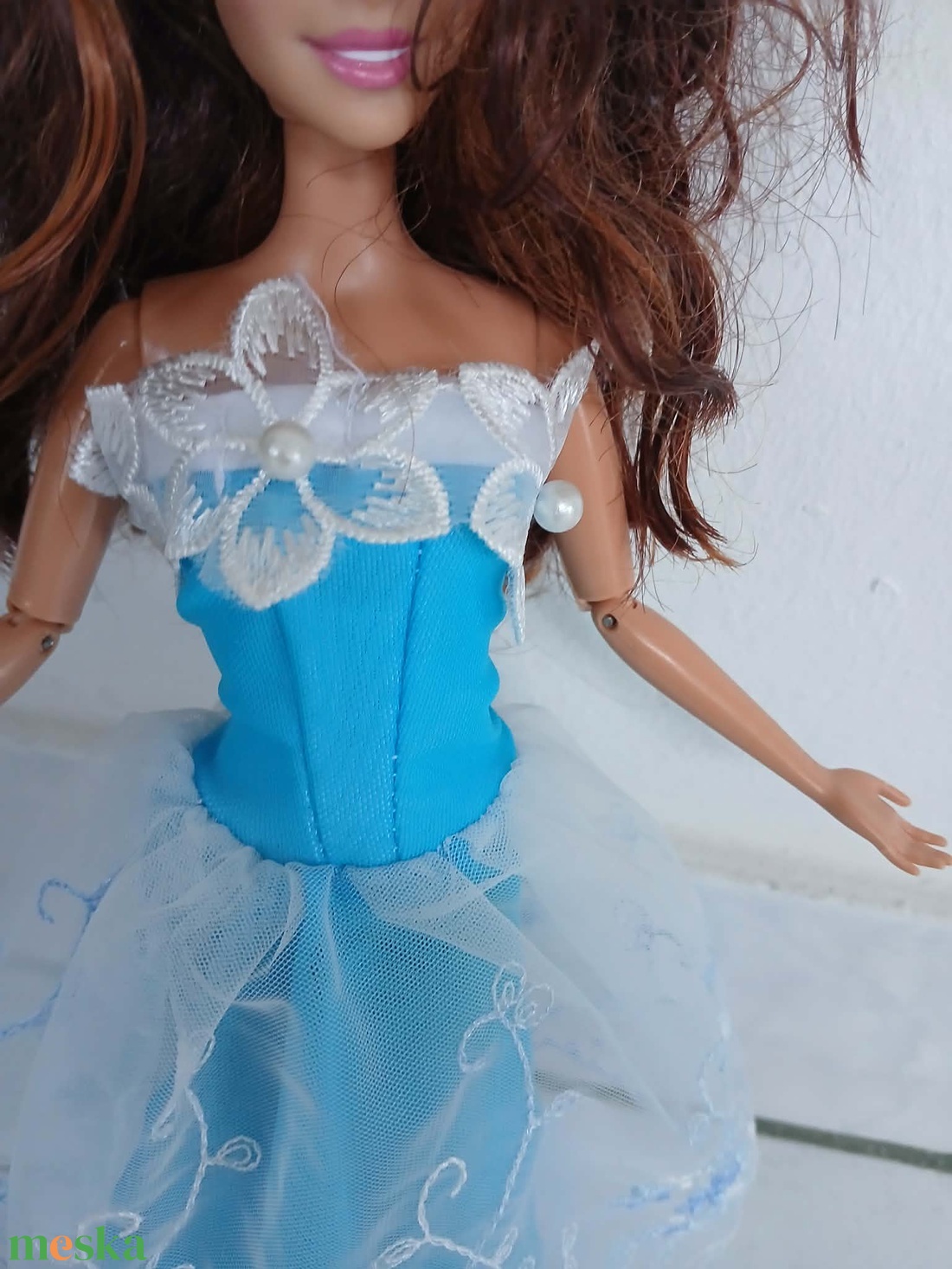 Csodaszép fehér-kék virágos báli ruha Barbie babára - játék & sport - baba & babaház - barbie ruhák - Meska.hu