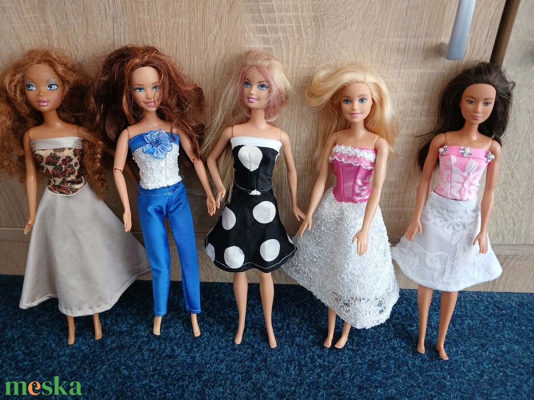 5 darabos kézműves Barbie ruha csomag � Egyedi, kézzel készített babaruha szett (3.) - játék & sport - baba & babaház - barbie ruhák - Meska.hu
