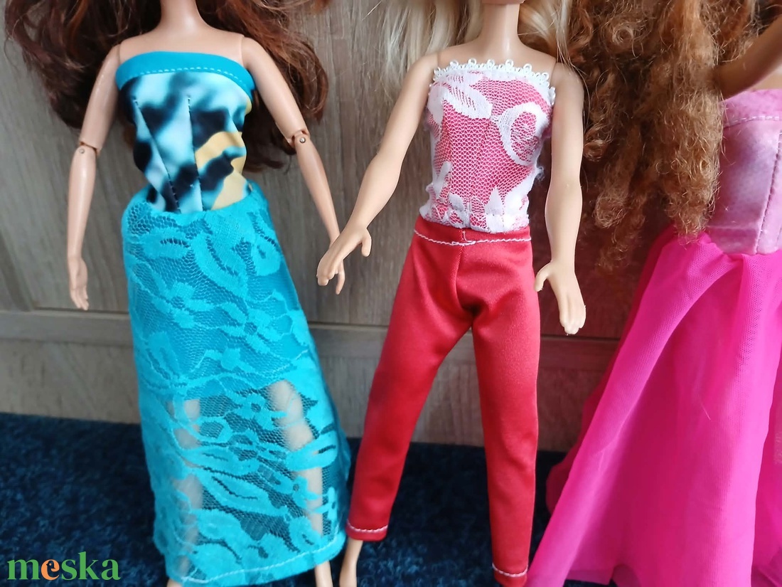 4 darabos kézműves Barbie ruha csomag � Egyedi, kézzel készített babaruha szett (1.) - játék & sport - baba & babaház - barbie ruhák - Meska.hu