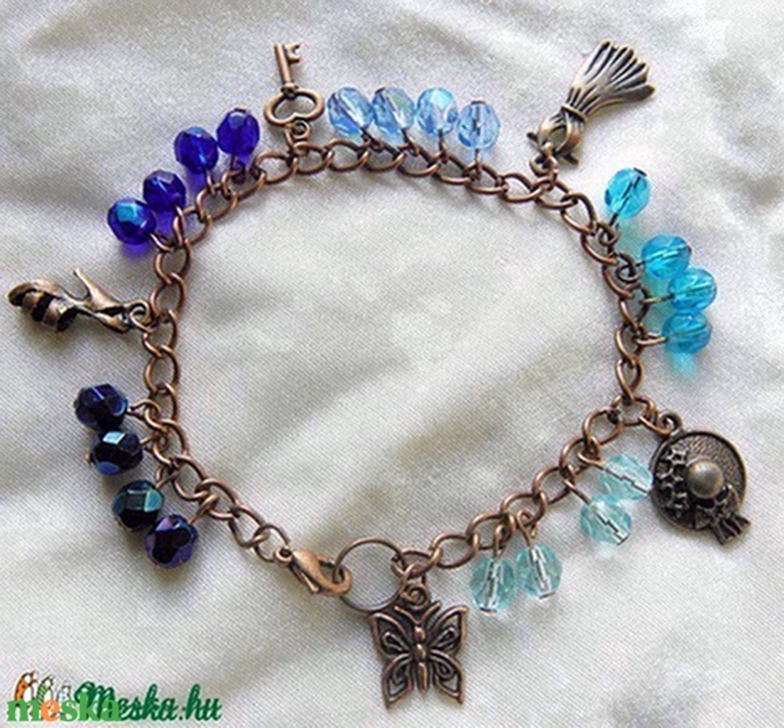 Chic - karkötő - ékszer - karkötő - charm karkötő - Meska.hu