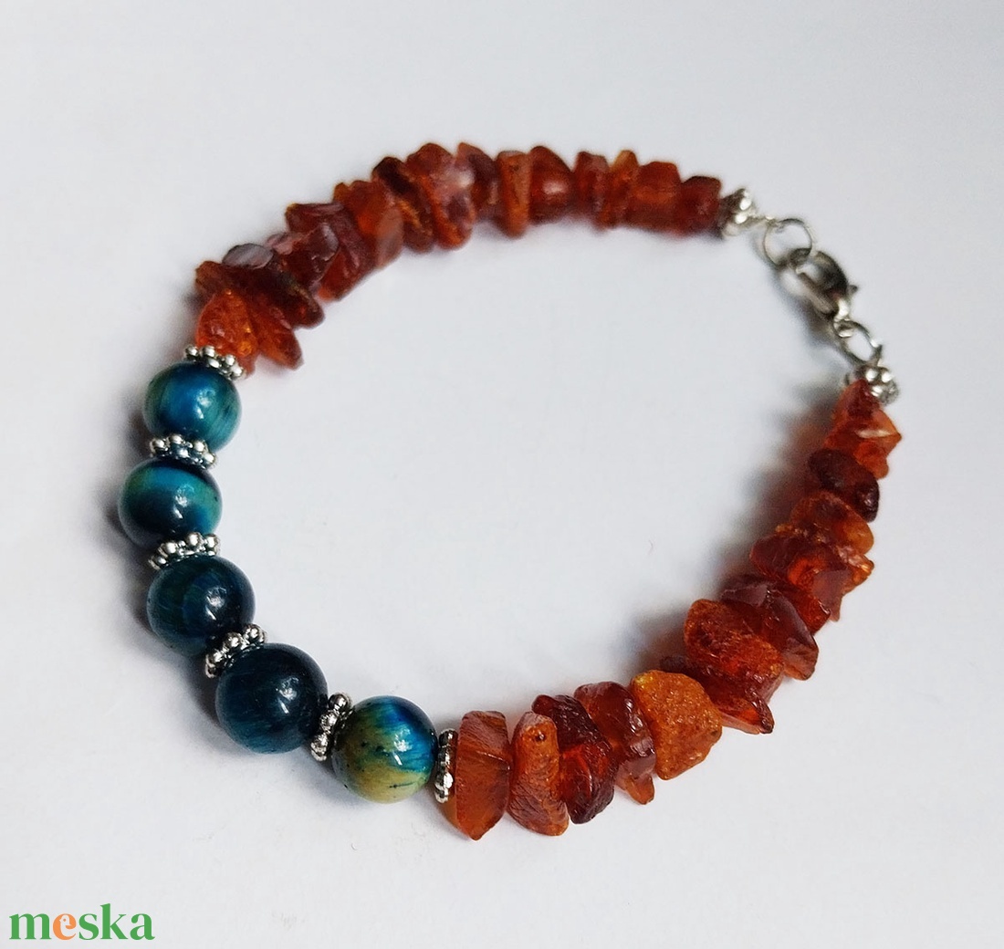 Borostyán és tigrisszem karkötő  - ékszer - karkötő - gyöngyös karkötő - Meska.hu