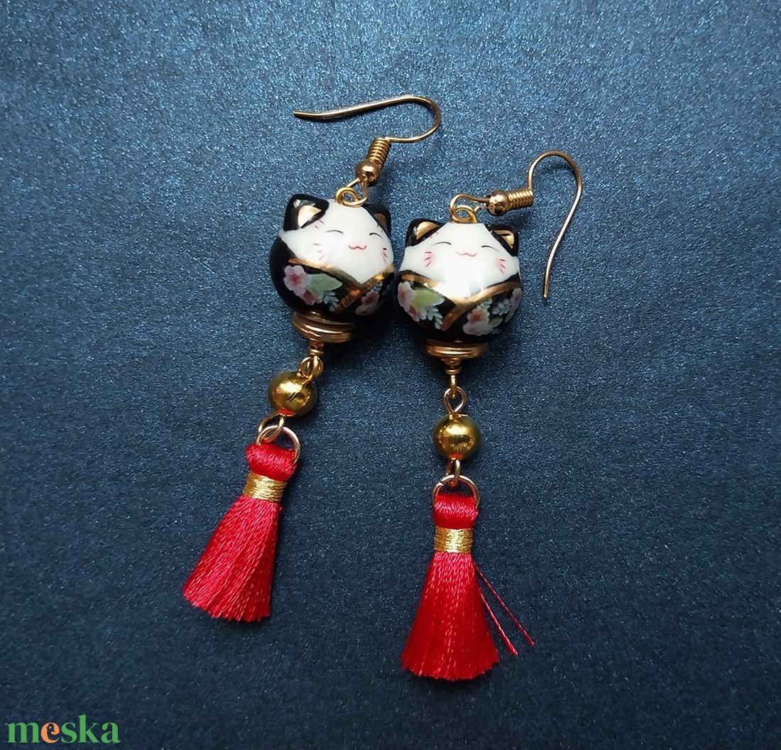 Maneki Neko - fülbevaló - ékszer - fülbevaló - lógó fülbevaló - Meska.hu Maneki Neko - fülbevaló - ékszer - fülbevaló - lógó fülbevaló - Meska.hu
