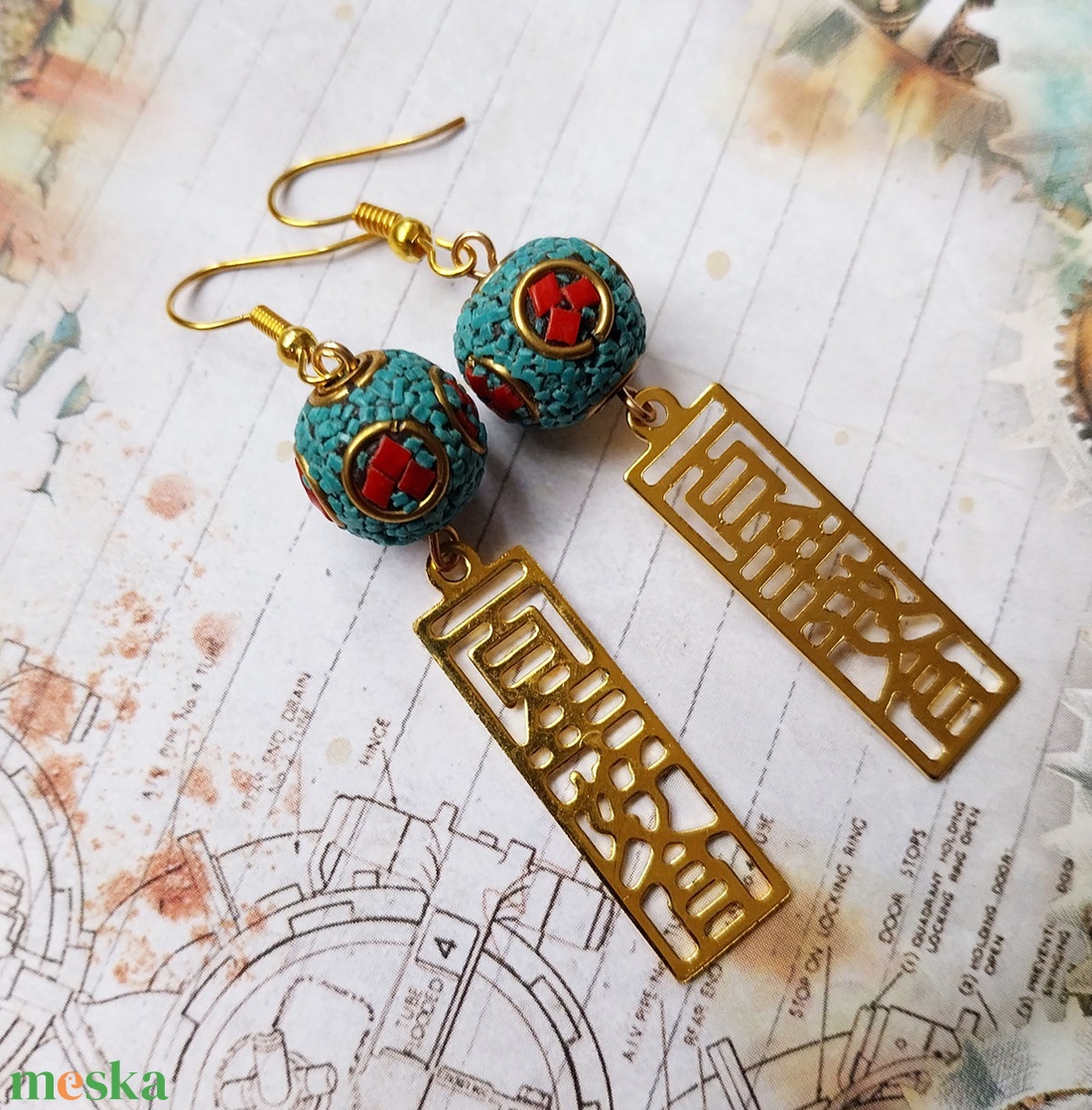 Hong Kong - fülbevaló - ékszer - fülbevaló - lógó fülbevaló - Meska.hu