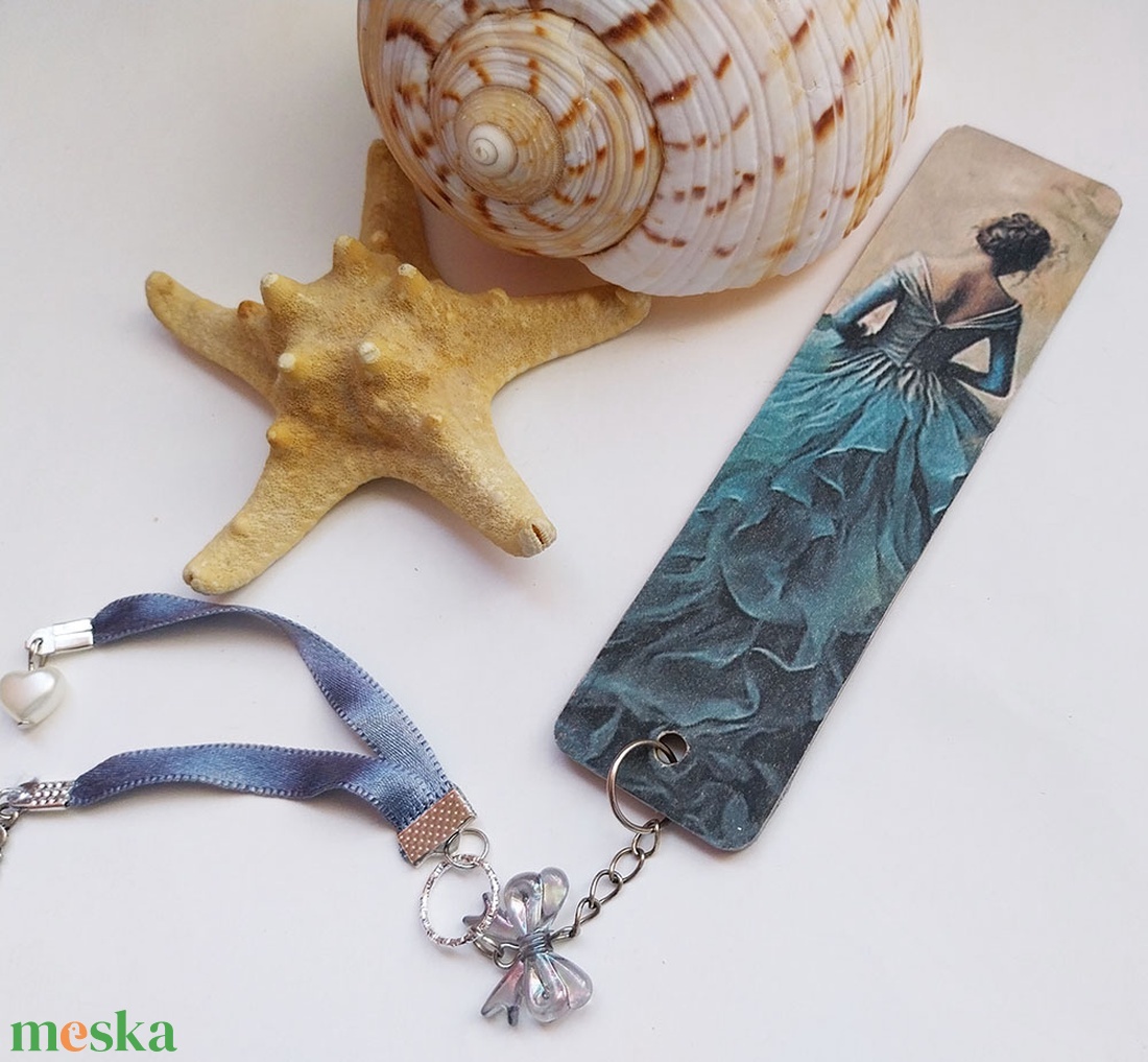 Báli Ruha könyvjelző - könyv & zene - könyvjelző - Meska.hu