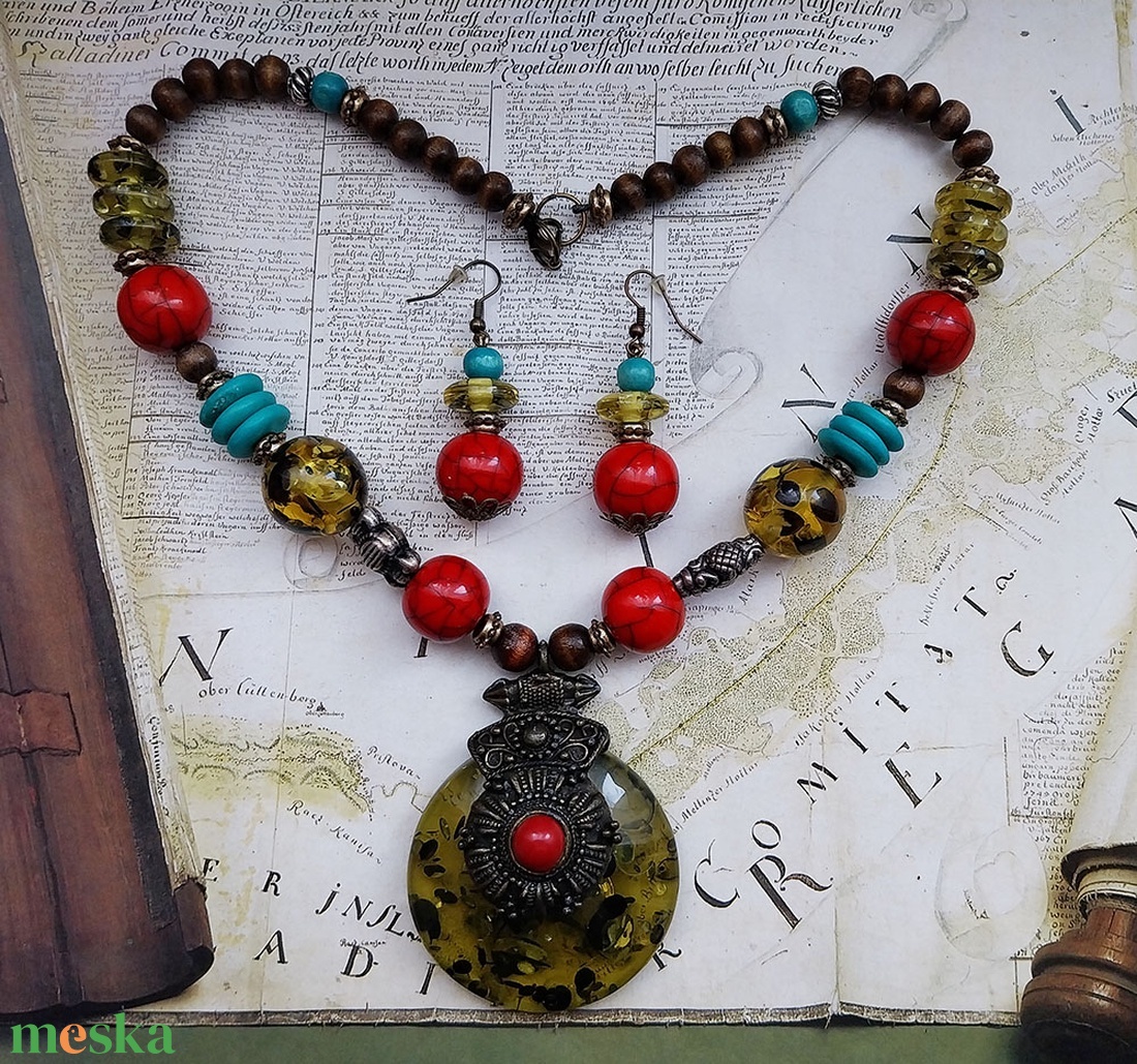 Retró Lady - nyaklánc - ékszer - nyaklánc - medálos nyaklánc - Meska.hu