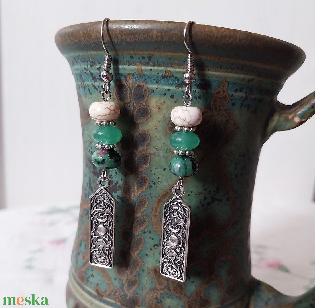 Pax Deorum - ásványgyöngyös fülbevaló - ékszer - fülbevaló - lógó fülbevaló - Meska.hu