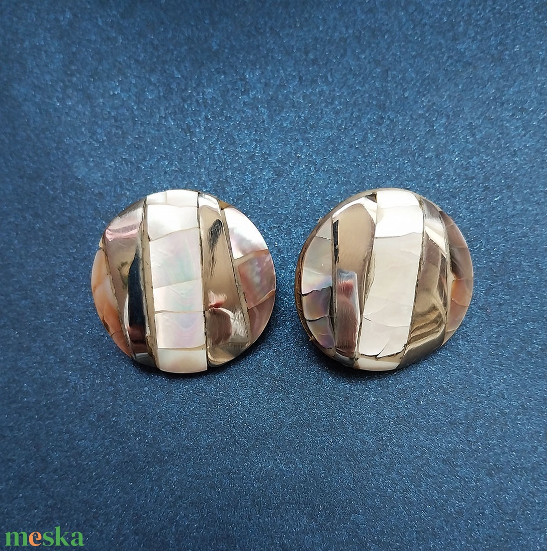 Retró gyöngyházas fülklipsz - ékszer - fülbevaló - klipsz - Meska.hu