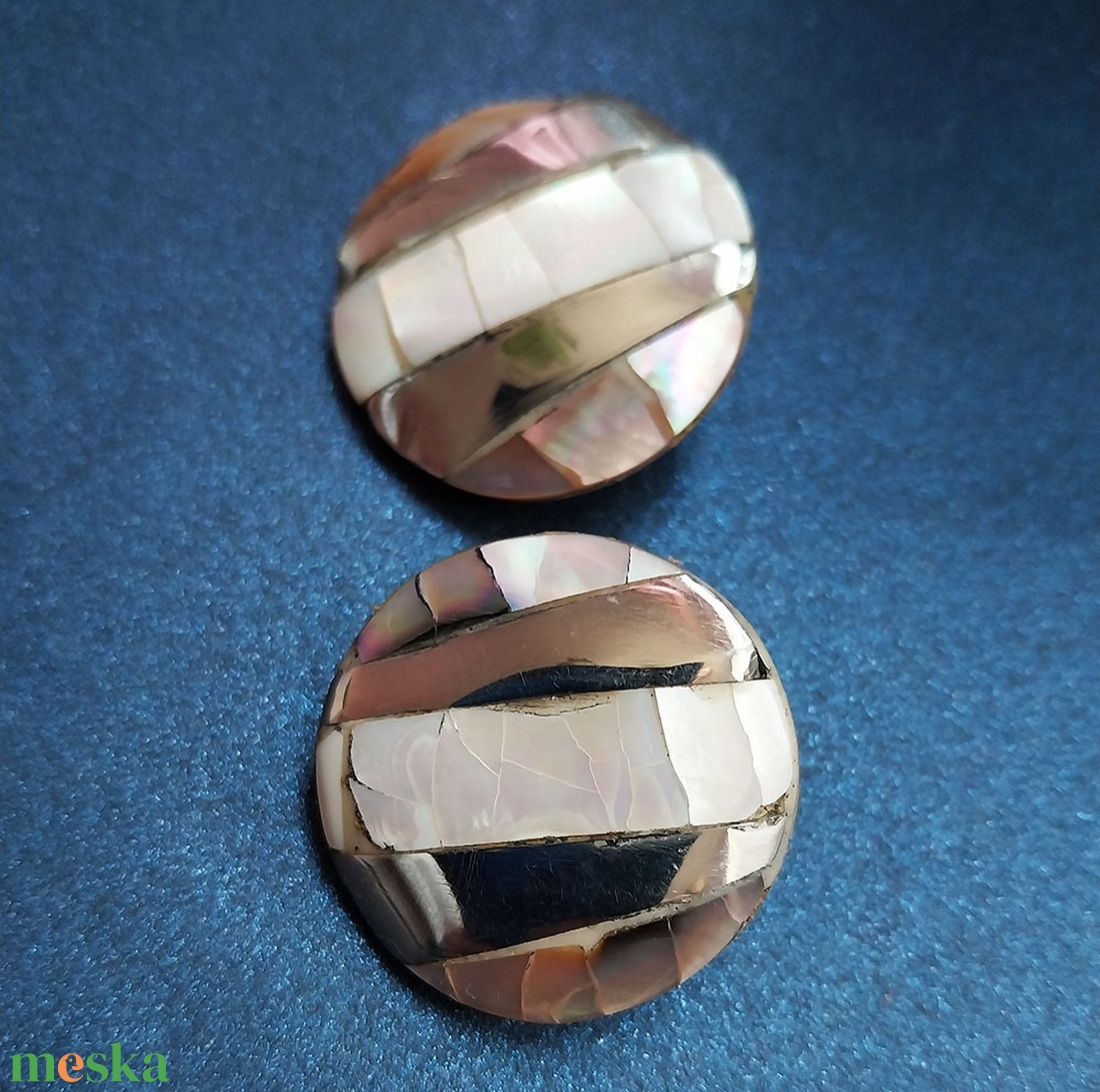 Retró gyöngyházas fülklipsz - ékszer - fülbevaló - klipsz - Meska.hu