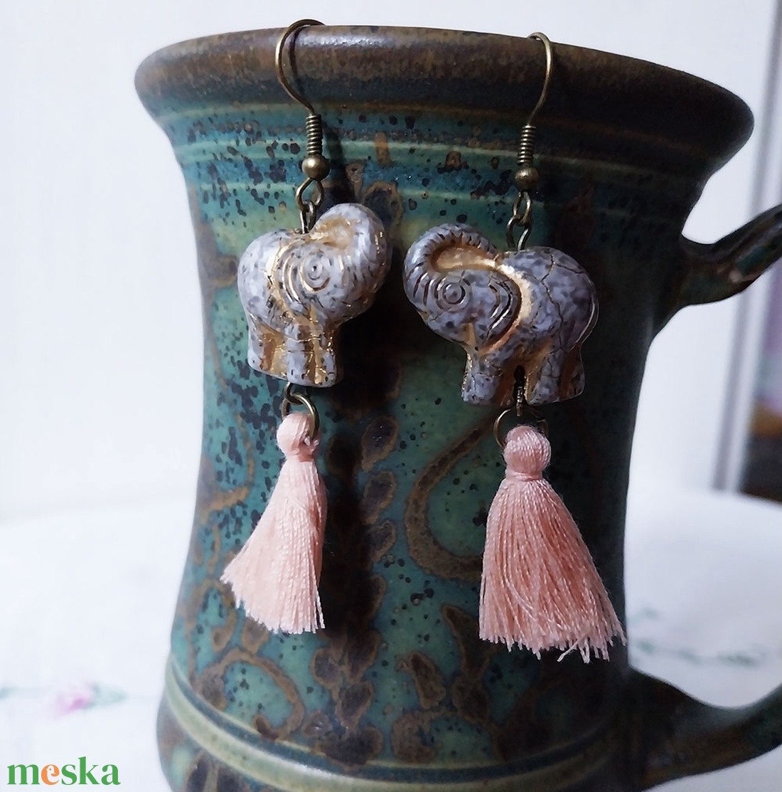 Szürke Elefánt - fülbevaló - ékszer - fülbevaló - lógó fülbevaló - Meska.hu