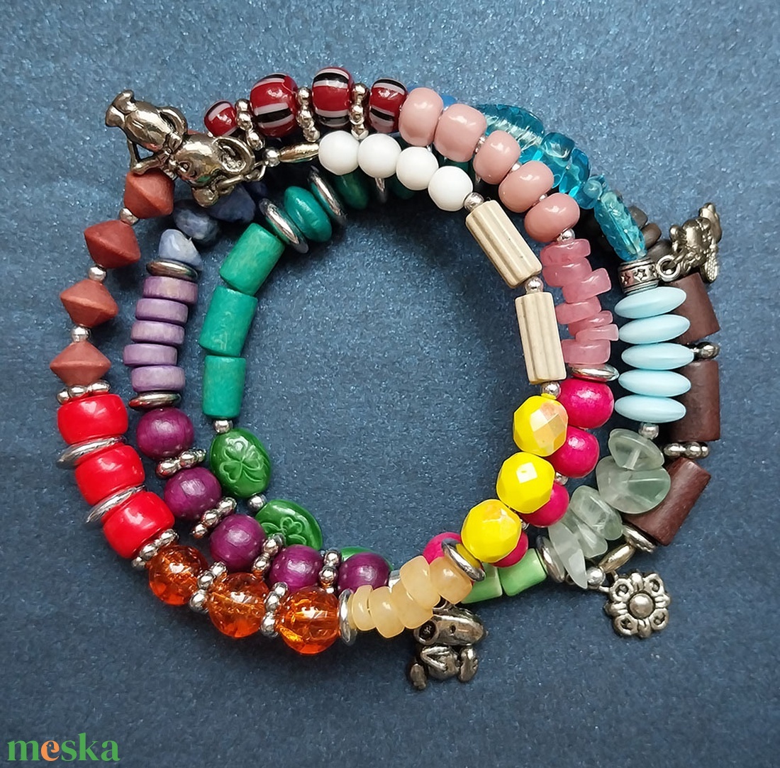 Színes Emeletes - 4 soros memóriakarkötő - ékszer - karkötő - memóriadrótos karkötő - Meska.hu