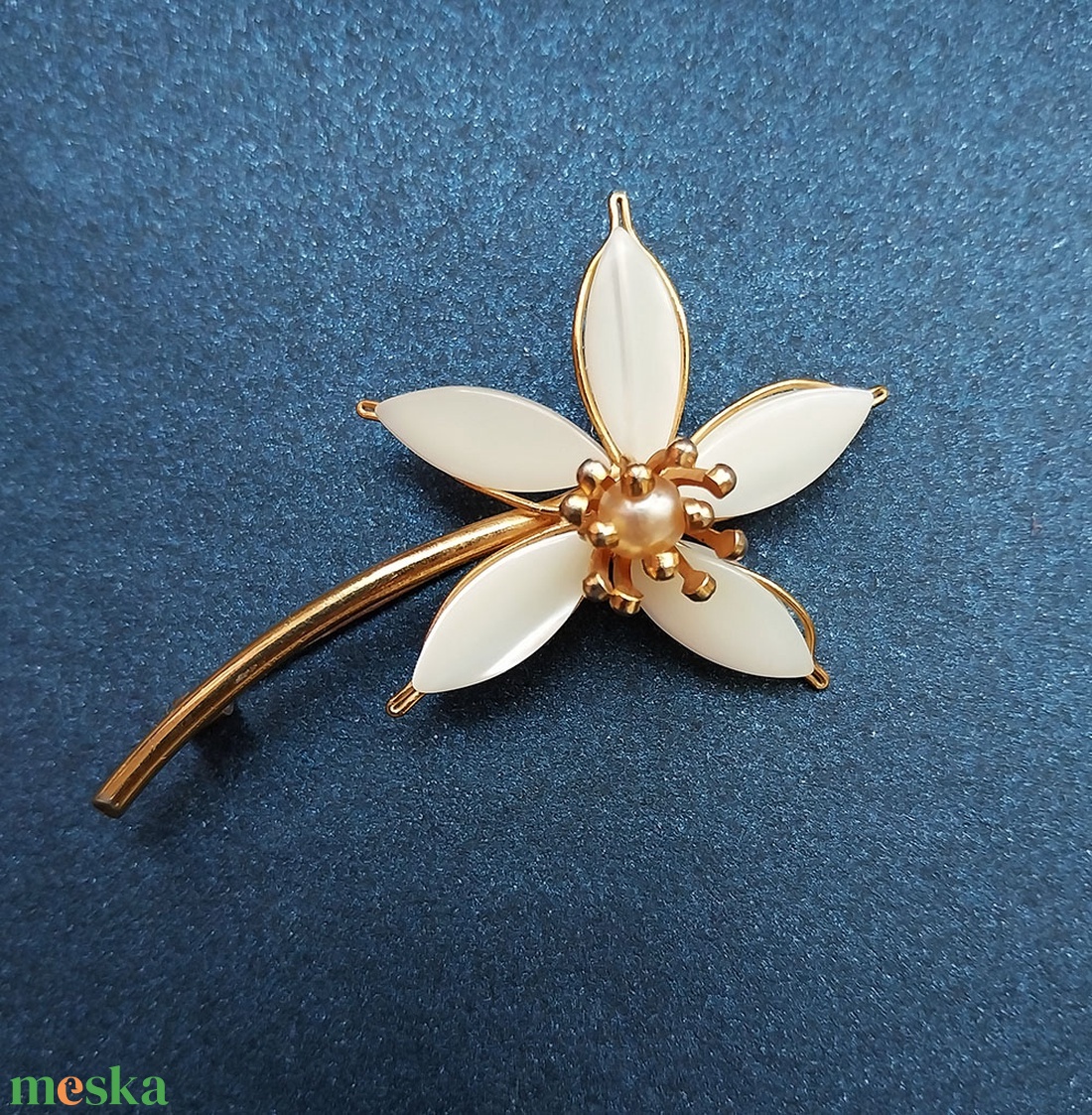 Antik virág bross - ékszer - kitűző és bross - Meska.hu