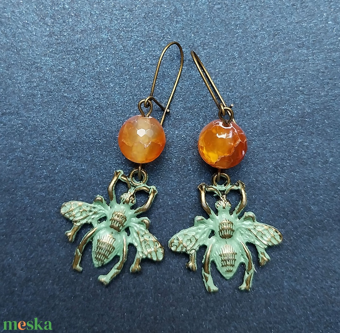 Méhkirálynő - fülbevaló - ékszer - fülbevaló - lógó fülbevaló - Meska.hu