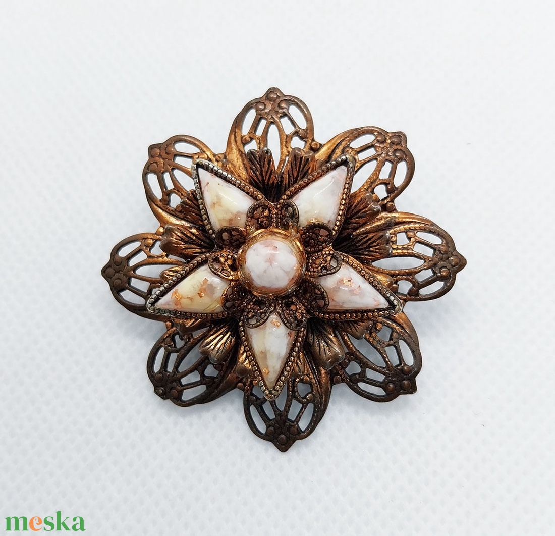 Díszes vintage réz bross - ékszer - kitűző és bross - Meska.hu