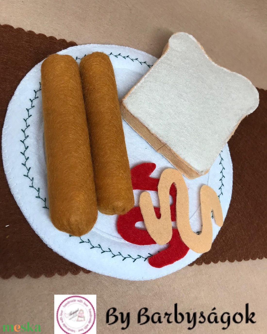 Filcételek - Menü tányéron /Kenyér - virsli - ketchup - mustár/ - játék & sport - szerepjáték - Meska.hu Filcételek - Menü tányéron /Kenyér - virsli - ketchup - mustár/ - játék & sport - szerepjáték - Meska.hu