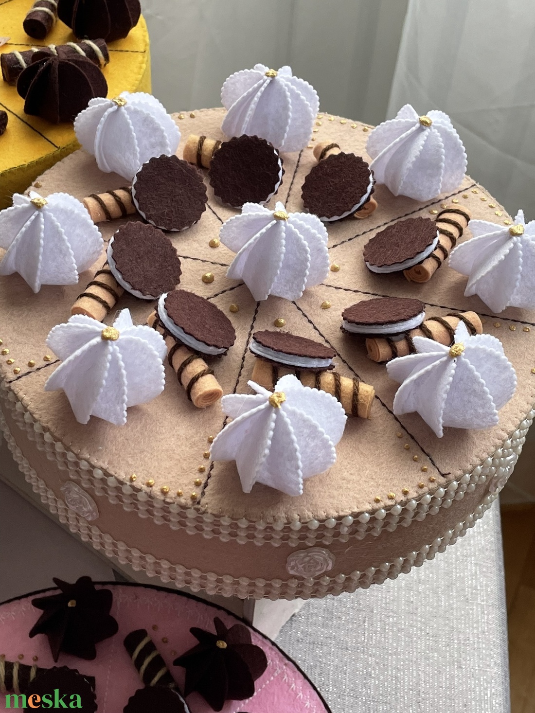 Filc ételek (habos epertorta) - játék & sport - szerepjáték - Meska.hu