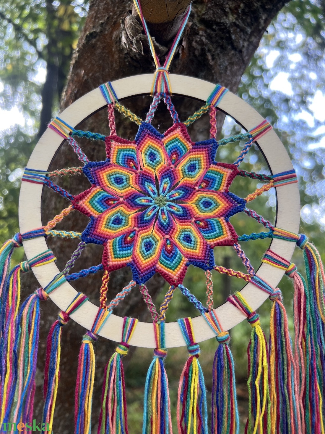 Szivárvány - csomózott álomfogó - otthon & életmód - dekoráció - fali és függő dekoráció - álomfogó - Meska.hu