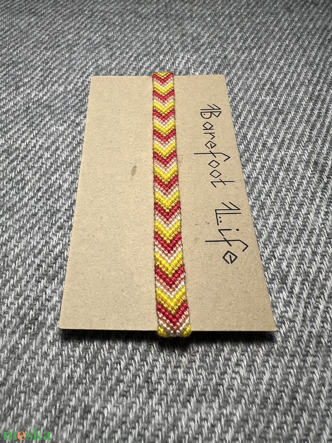 �Csipkebogyó csomózott karkötő - ékszer - karkötő - fonott karkötő - Meska.hu