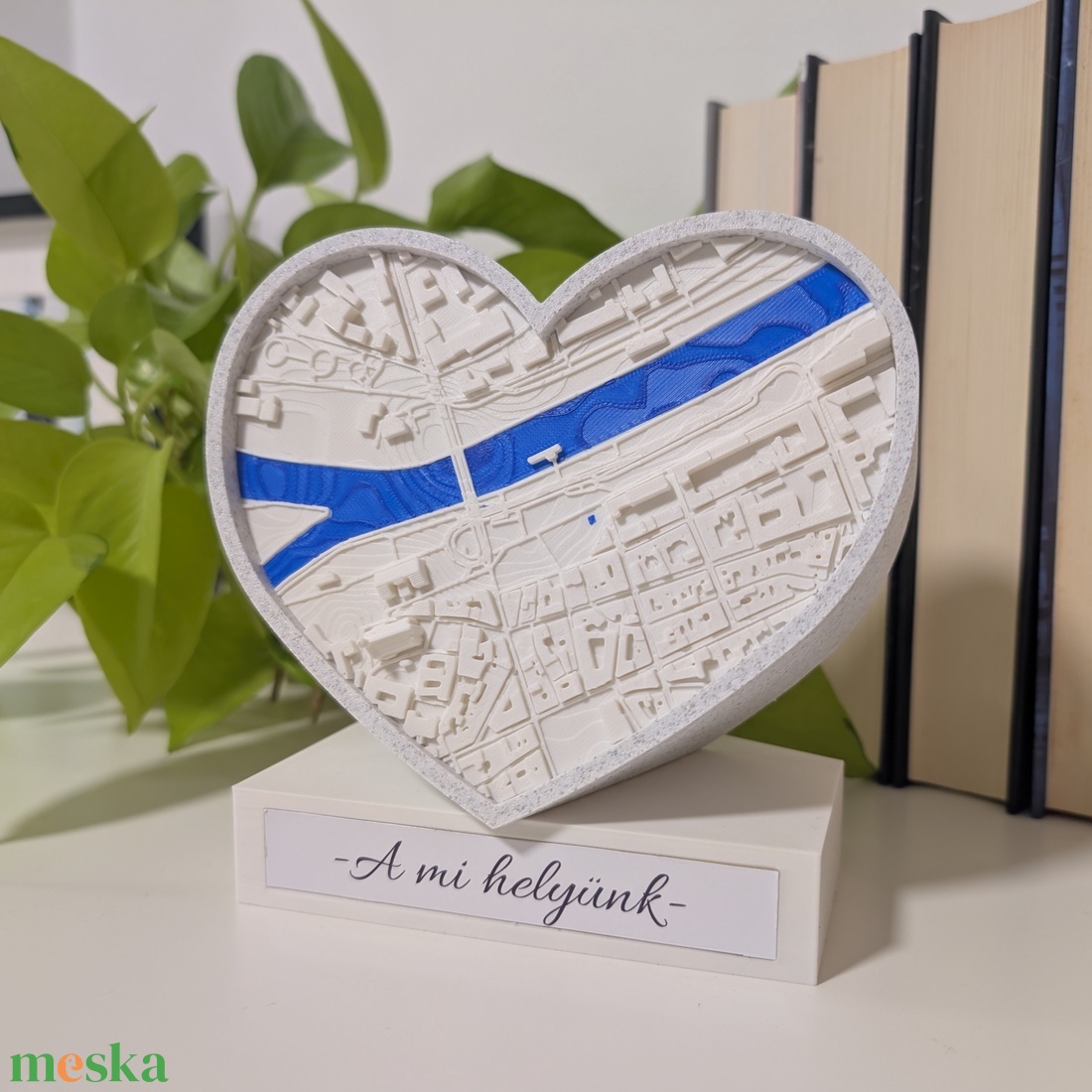 Szív alakú térképes emlék � egy fontos hely története - otthon & életmód - dekoráció - asztal és polc dekoráció - asztaldísz - Meska.hu