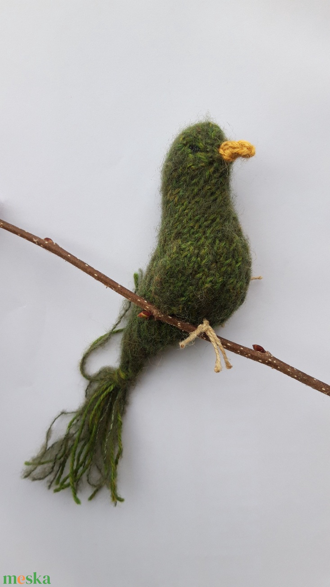 Színes madárka plüss 100% gyapjúfonalból - zöld - játék & sport - készségfejlesztő és logikai játék - montessori szivárvány, waldorf játékok - Meska.hu