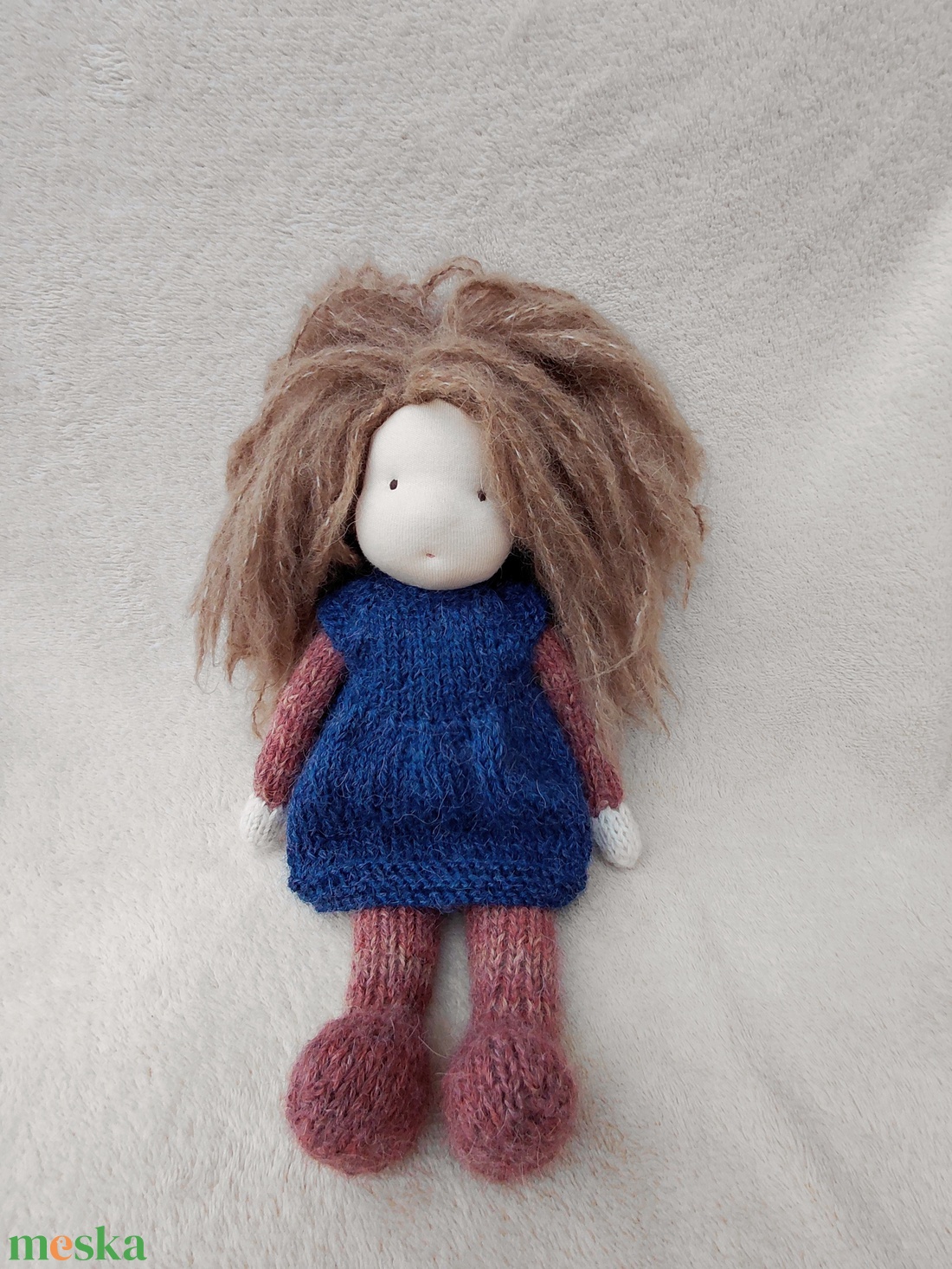 Kötött testű baba 28 cm - játék & sport - készségfejlesztő és logikai játék - montessori szivárvány, waldorf játékok - Meska.hu