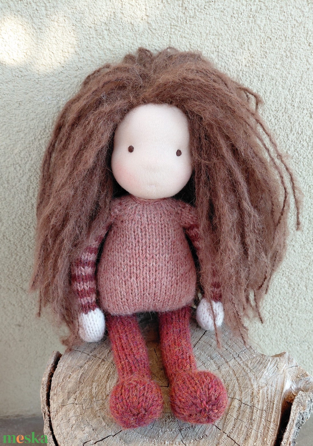 Kötött testű baba 32 cm - játék & sport - készségfejlesztő és logikai játék - montessori szivárvány, waldorf játékok - Meska.hu