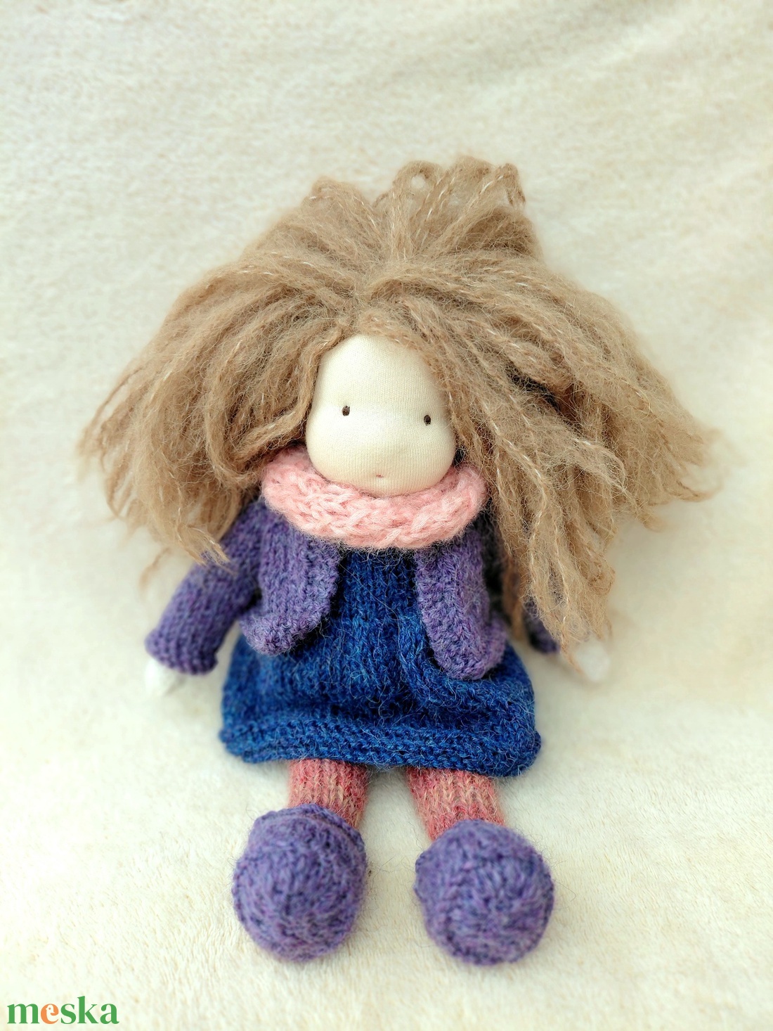 Kötött testű Waldorf jellegű baba 28 cm - baba - mama - baba játékok - waldorf játékok - Meska.hu