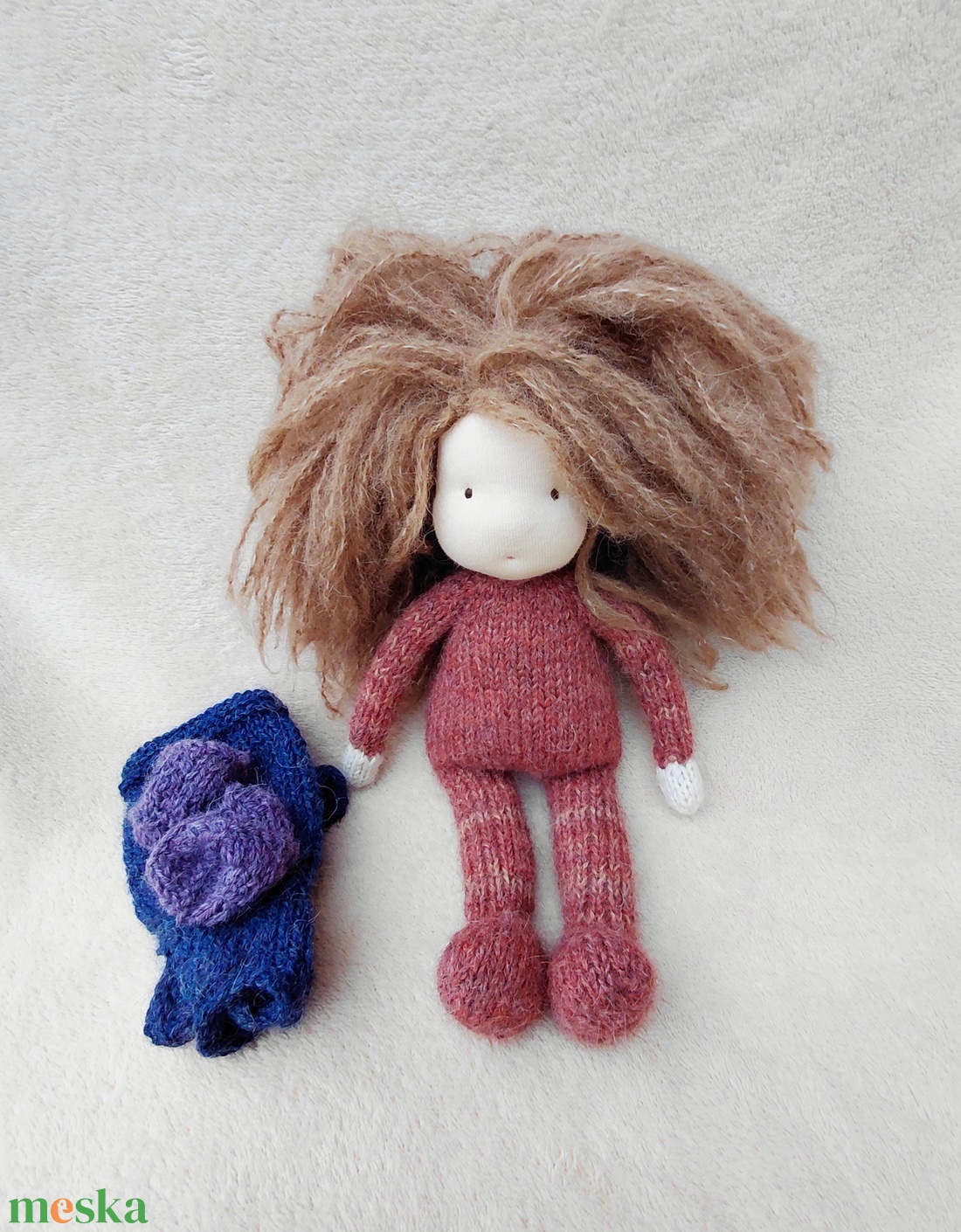 Kötött testű Waldorf jellegű baba 28 cm - baba - mama - baba játékok - waldorf játékok - Meska.hu