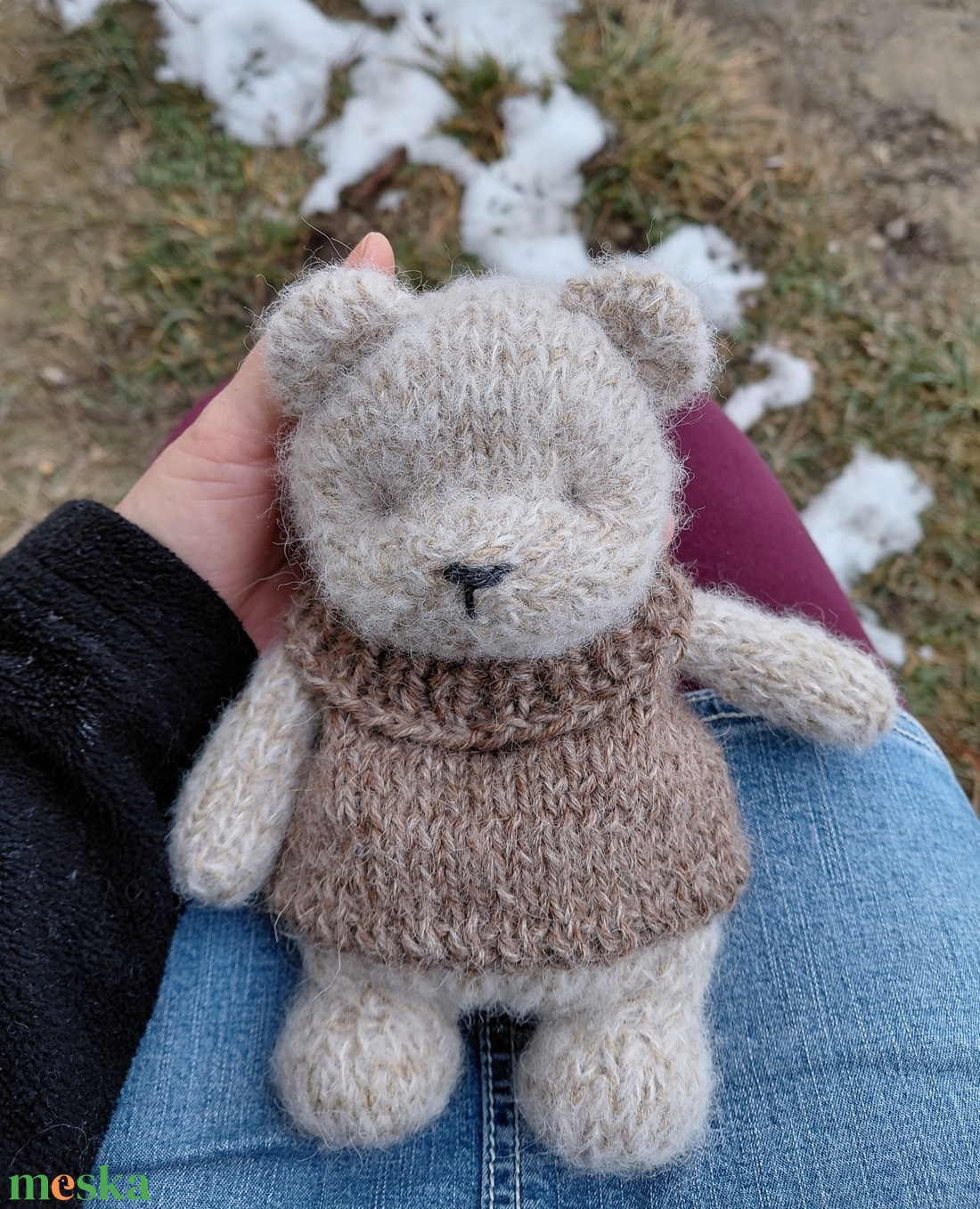 Kötött gyapjú mackó mellenykében - baba - mama - baba játékok - waldorf játékok - Meska.hu