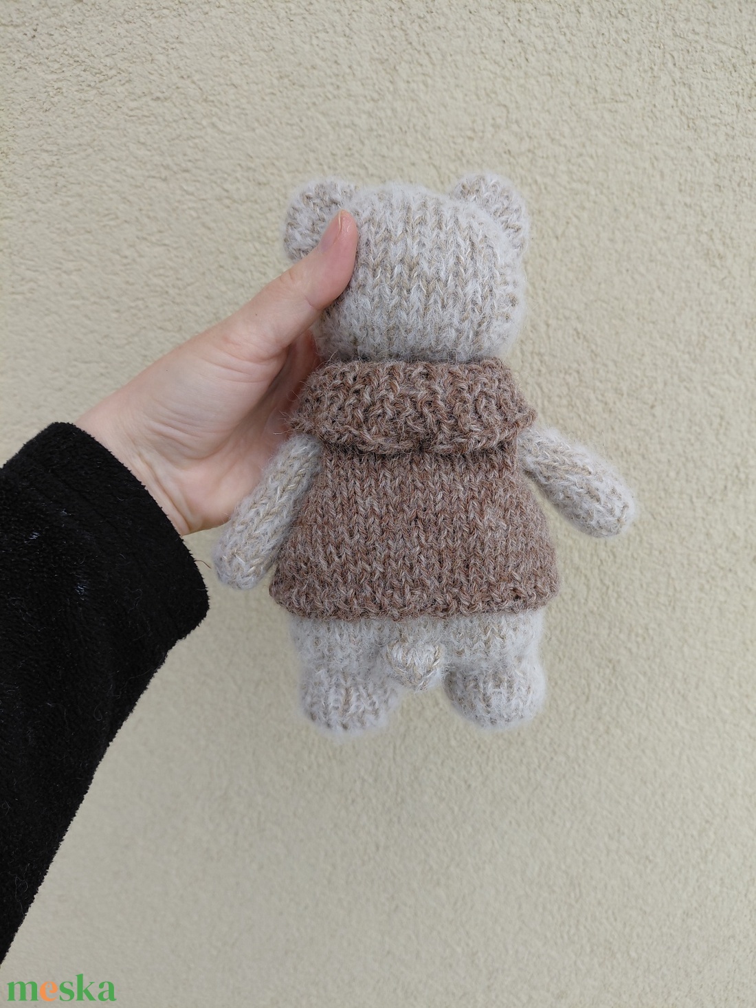 Kötött gyapjú mackó mellenykében - baba - mama - baba játékok - waldorf játékok - Meska.hu