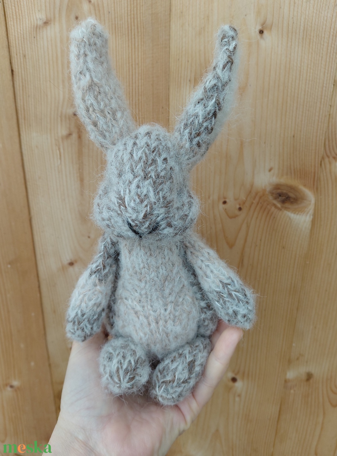 Kötött gyapjú nyuszi -barnás bézses - játék & sport - plüssállat & játékfigura - nyuszi - Meska.hu