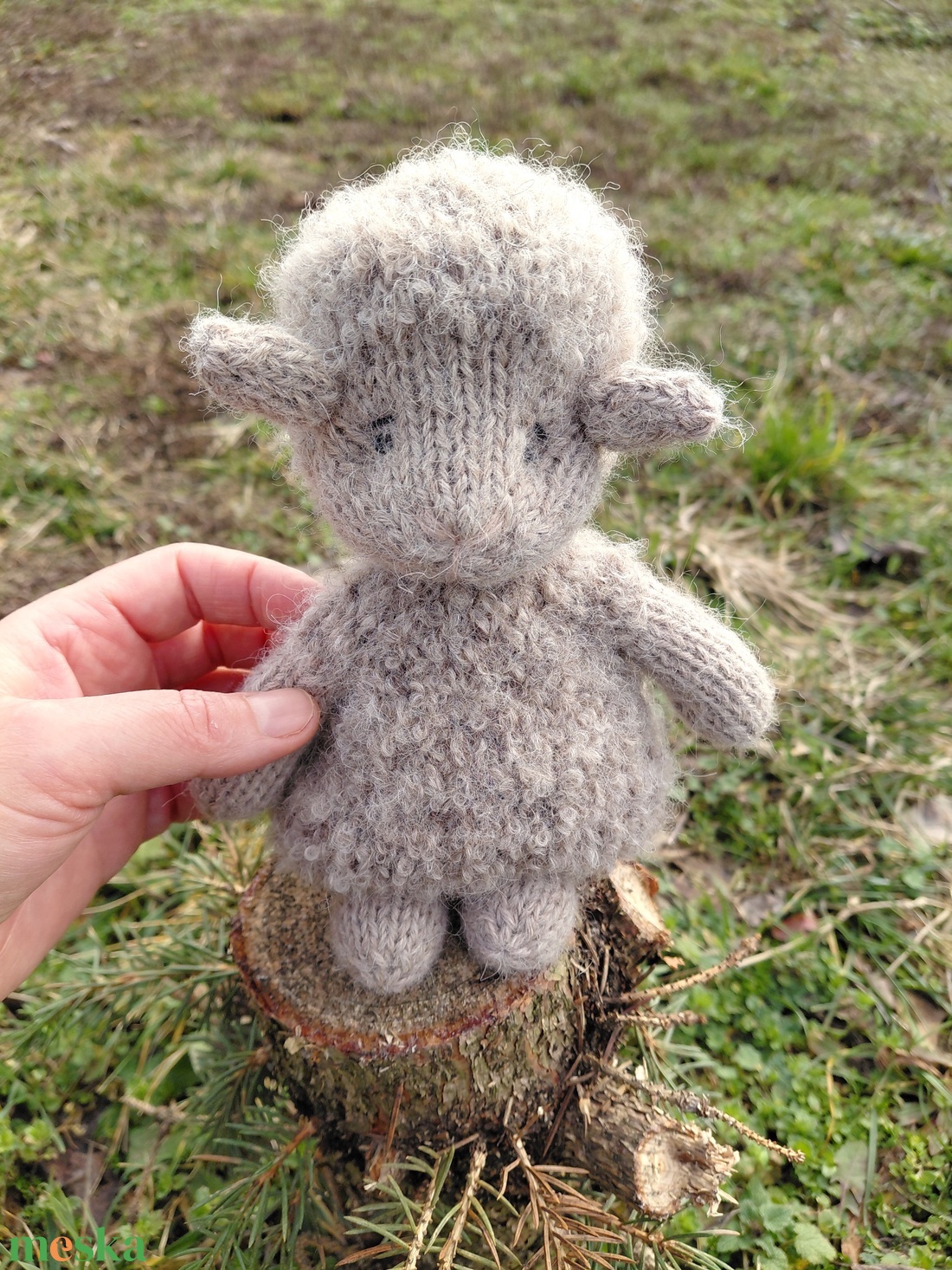 Kötött gyapjú bárány plüss - baba - mama - baba játékok - waldorf játékok - Meska.hu