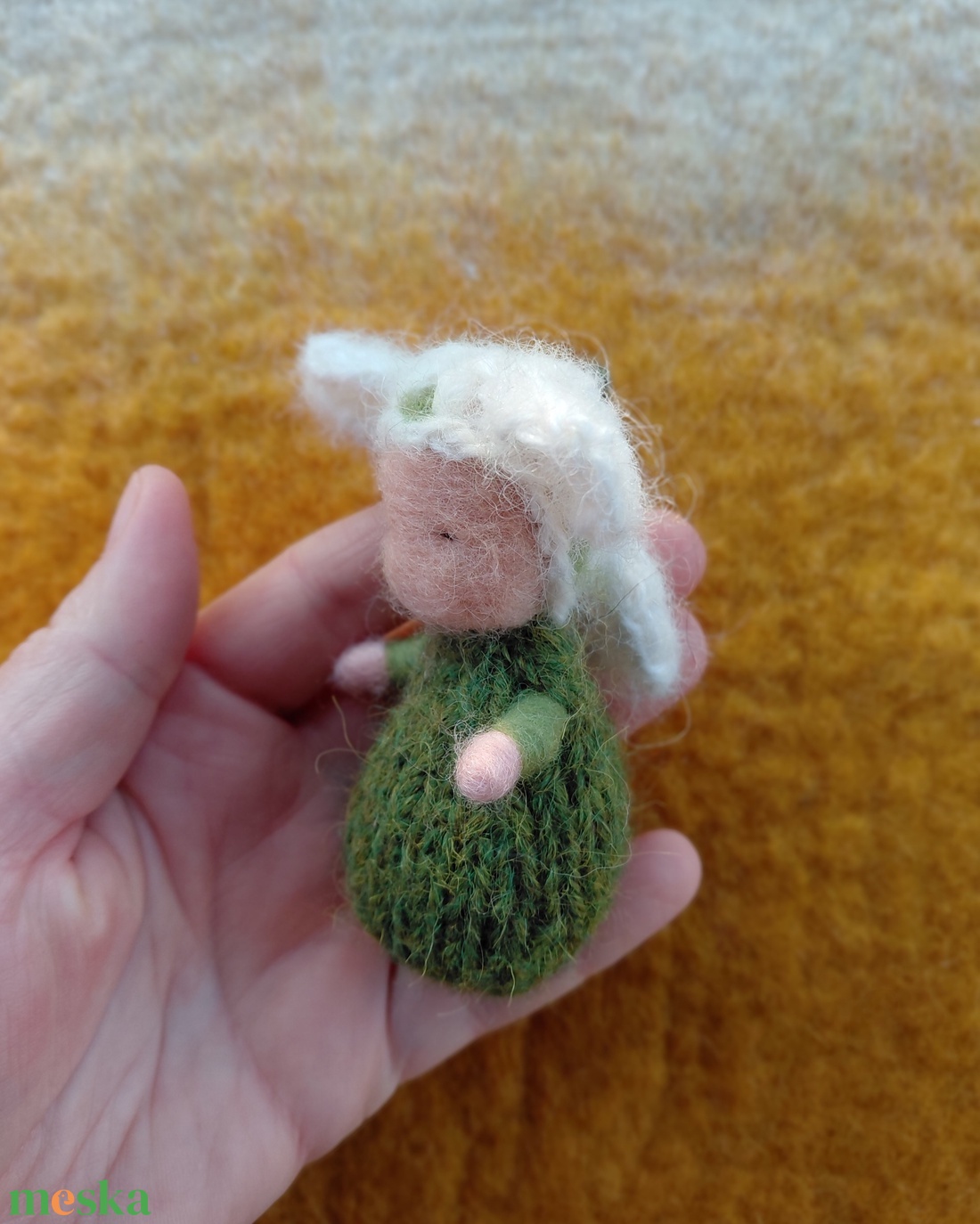 Gyapjú hóvirág-gyermek - baba - mama - baba játékok - waldorf játékok - Meska.hu