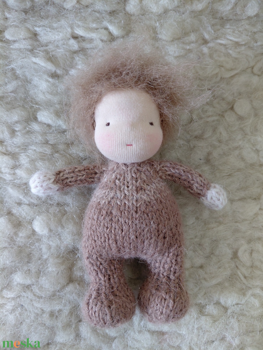 Kötött testű Waldorf gyapjú manó baba - 16 cm magas - játék & sport - baba & babaház - öltöztethető baba - Meska.hu