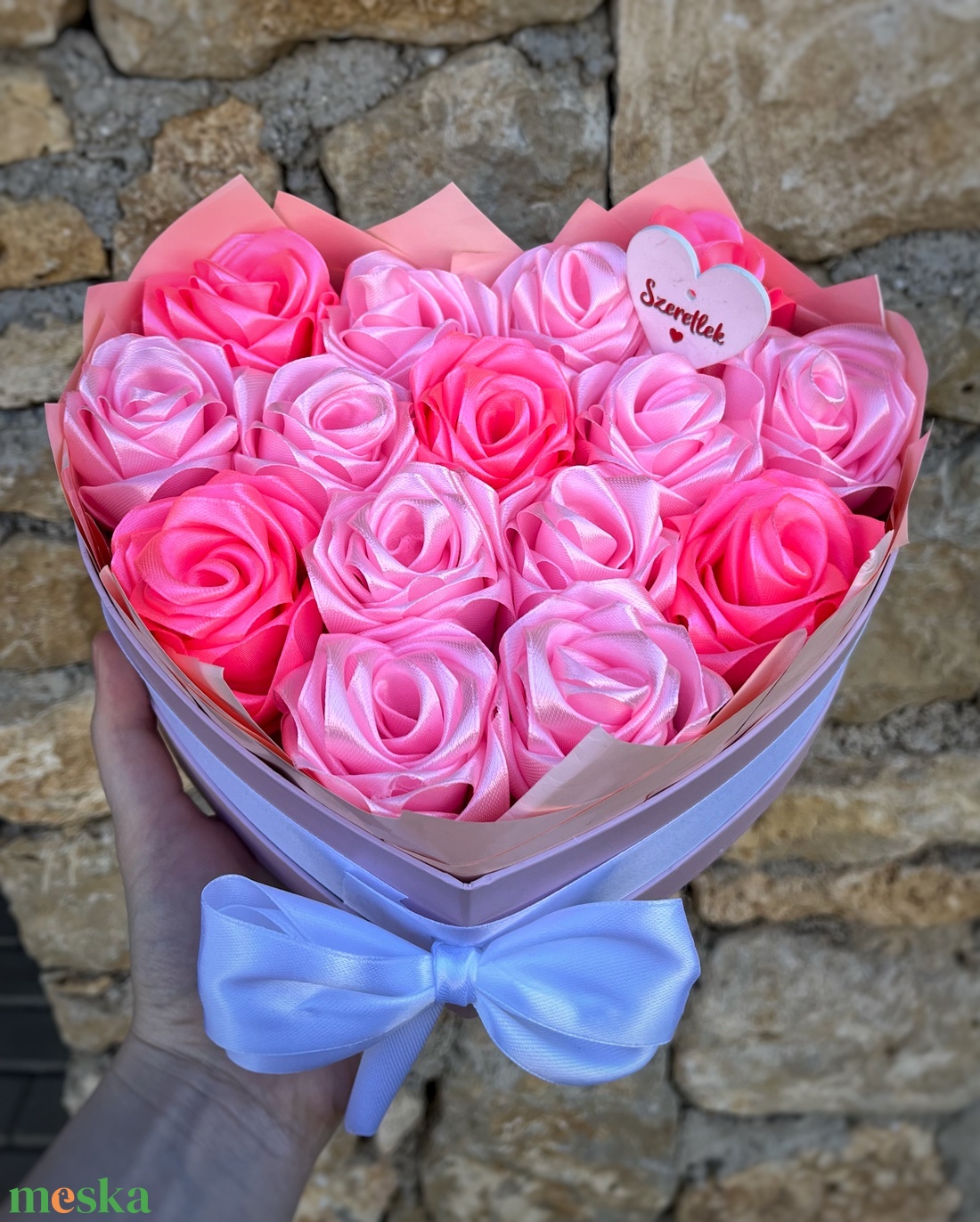 Örökrózsa box � elegáns ajándékdoboz tartós rózsával, kézműves dekoráció - otthon & életmód - virágdekoráció - virágok - virágbox - Meska.hu