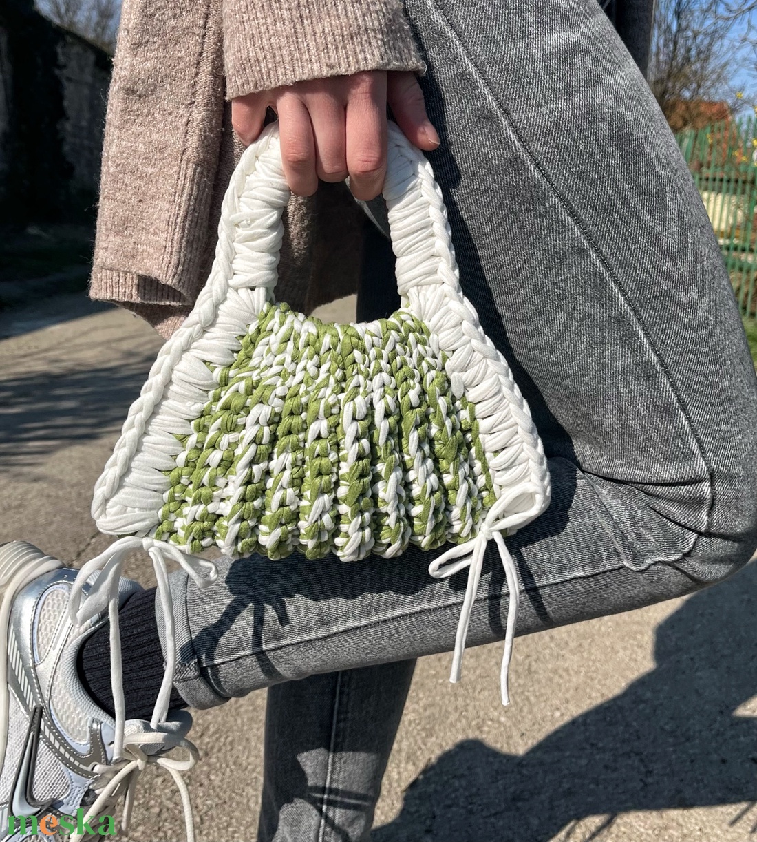 Horgolt mini kézitáska � olíva zöld kézműves női kistáska - táska & tok - kézitáska & válltáska - kézitáska - Meska.hu